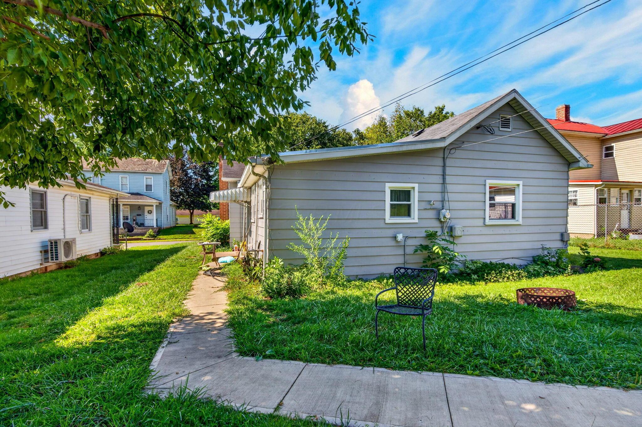 744 3rd Street Property Photo 18
