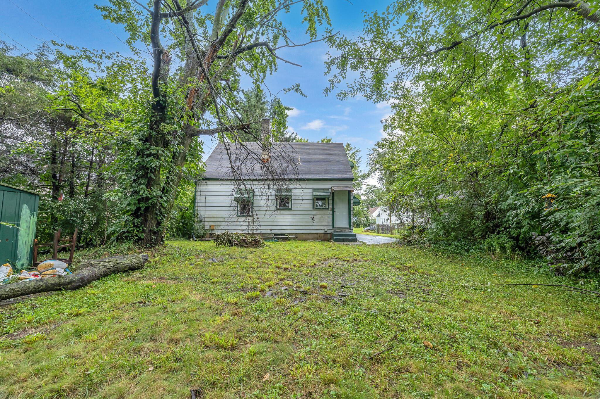 2155 Schenley Drive Property Photo 6