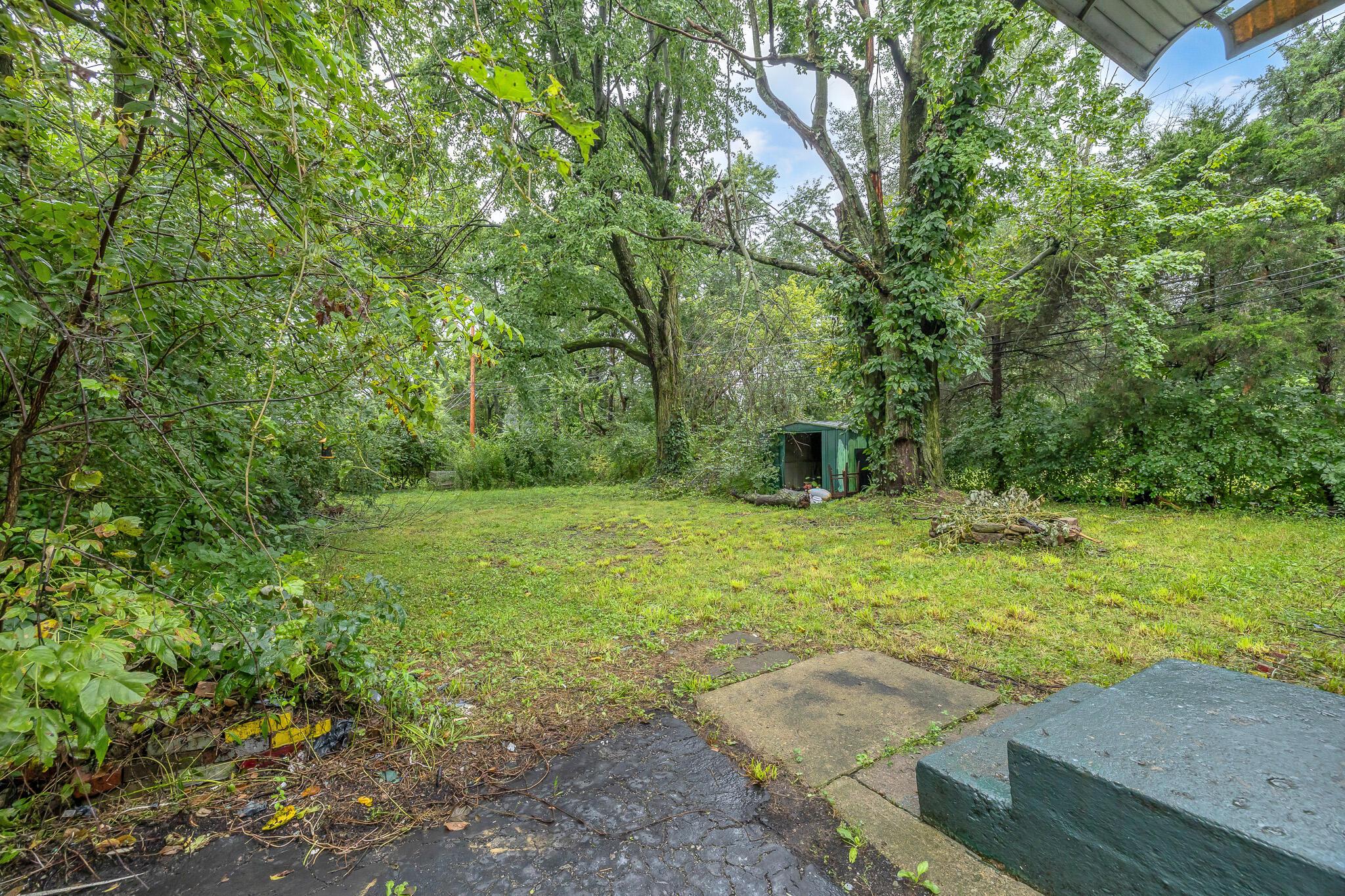 2155 Schenley Drive Property Photo 8