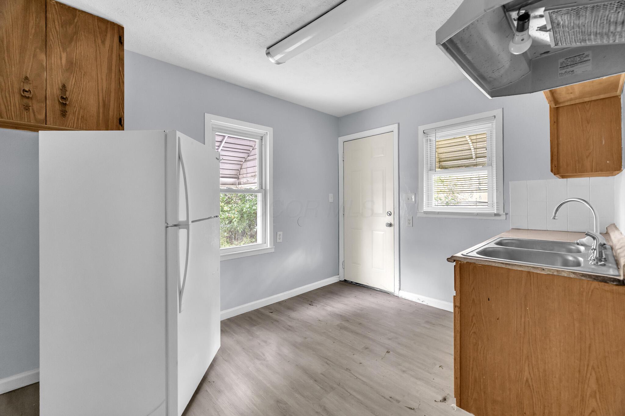 2155 Schenley Drive Property Photo 12