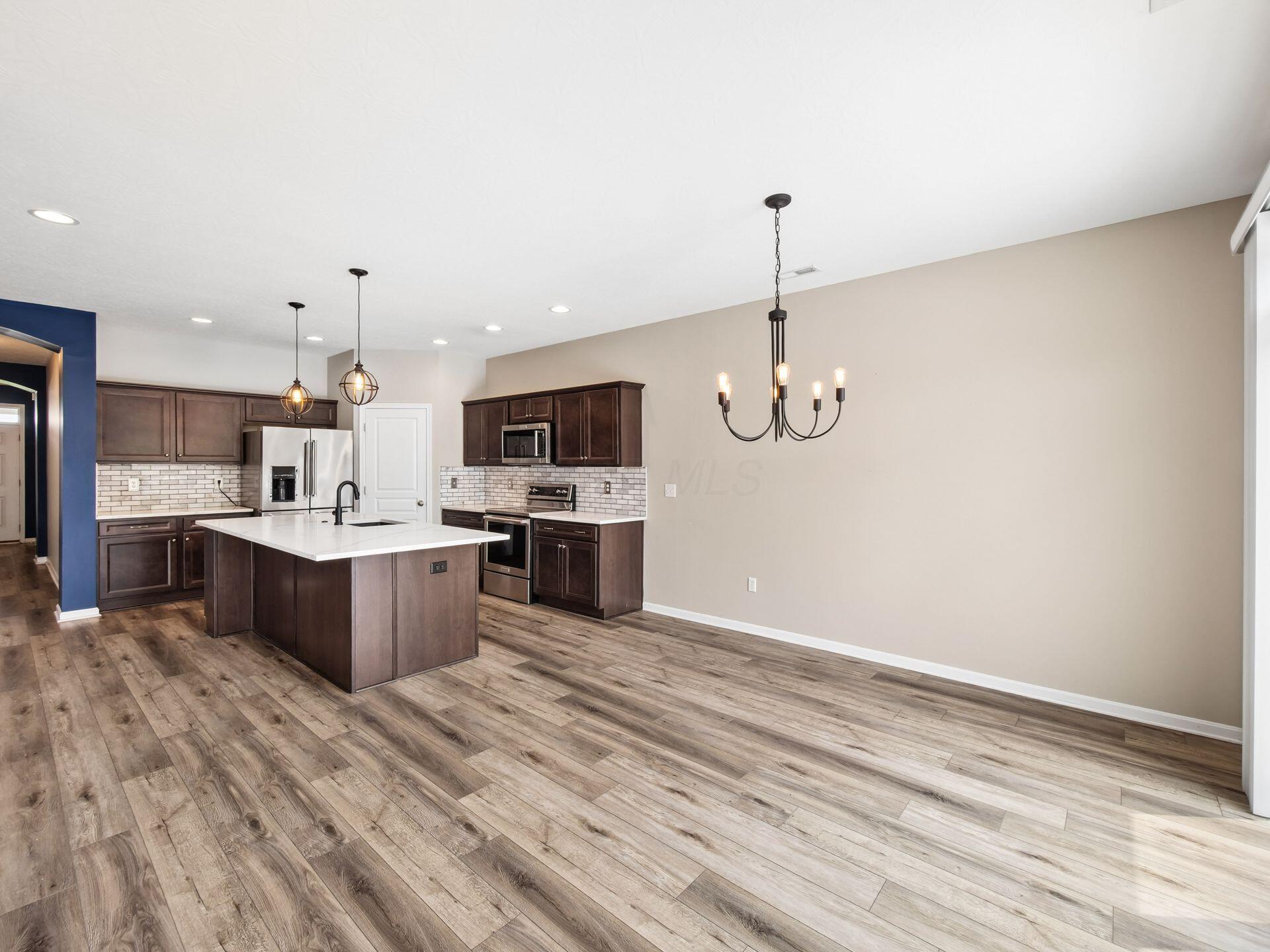3748 Sanctuary Loop Property Photo 15
