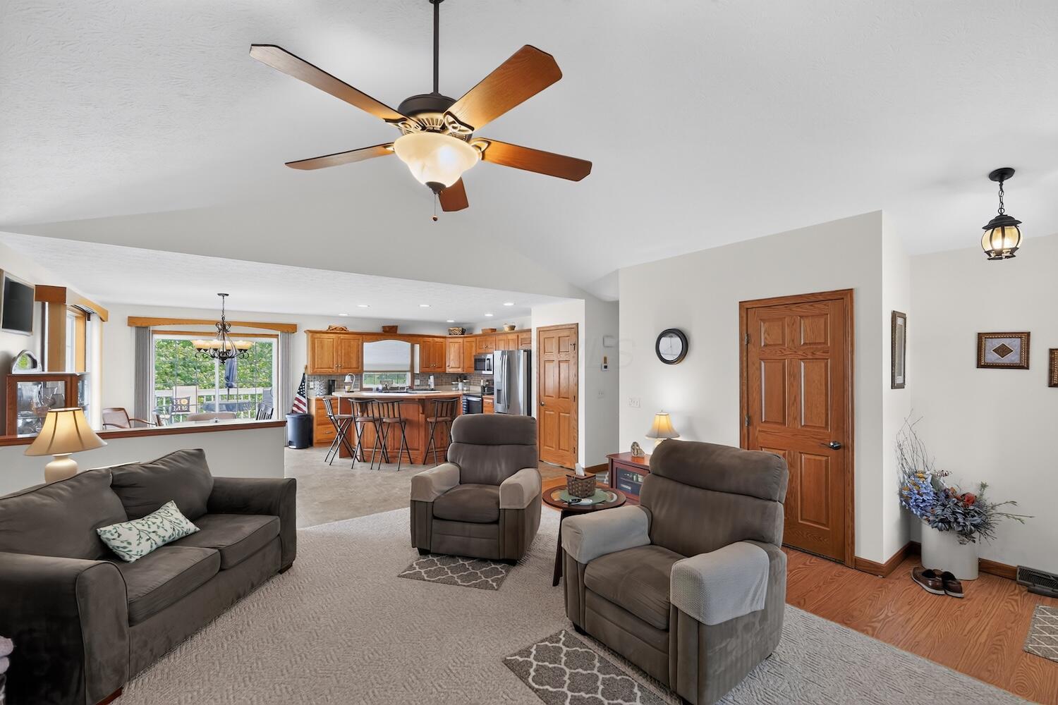 870 Fairway Drive Property Photo 6