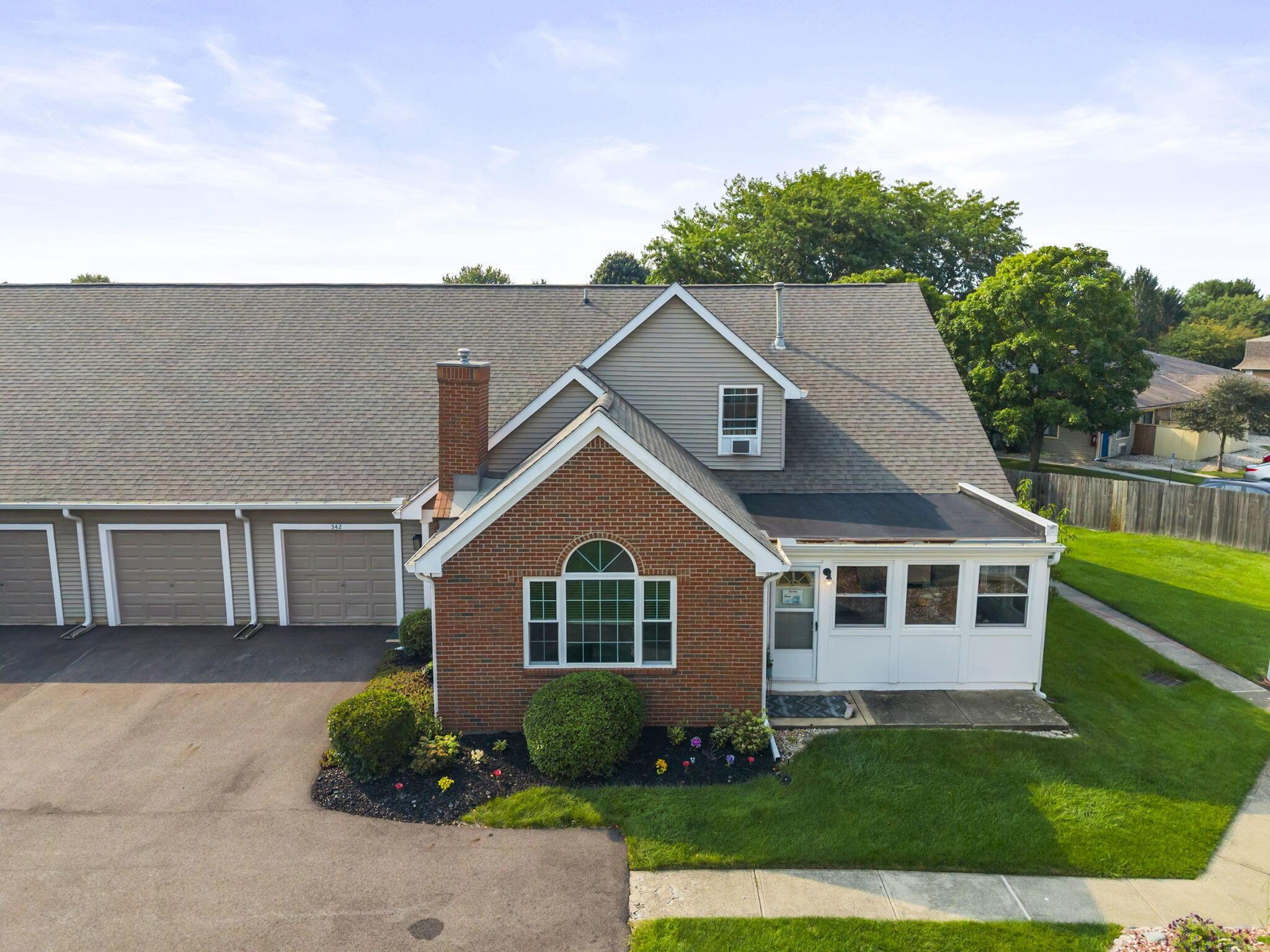 542 Brickstone Drive Property Photo 4