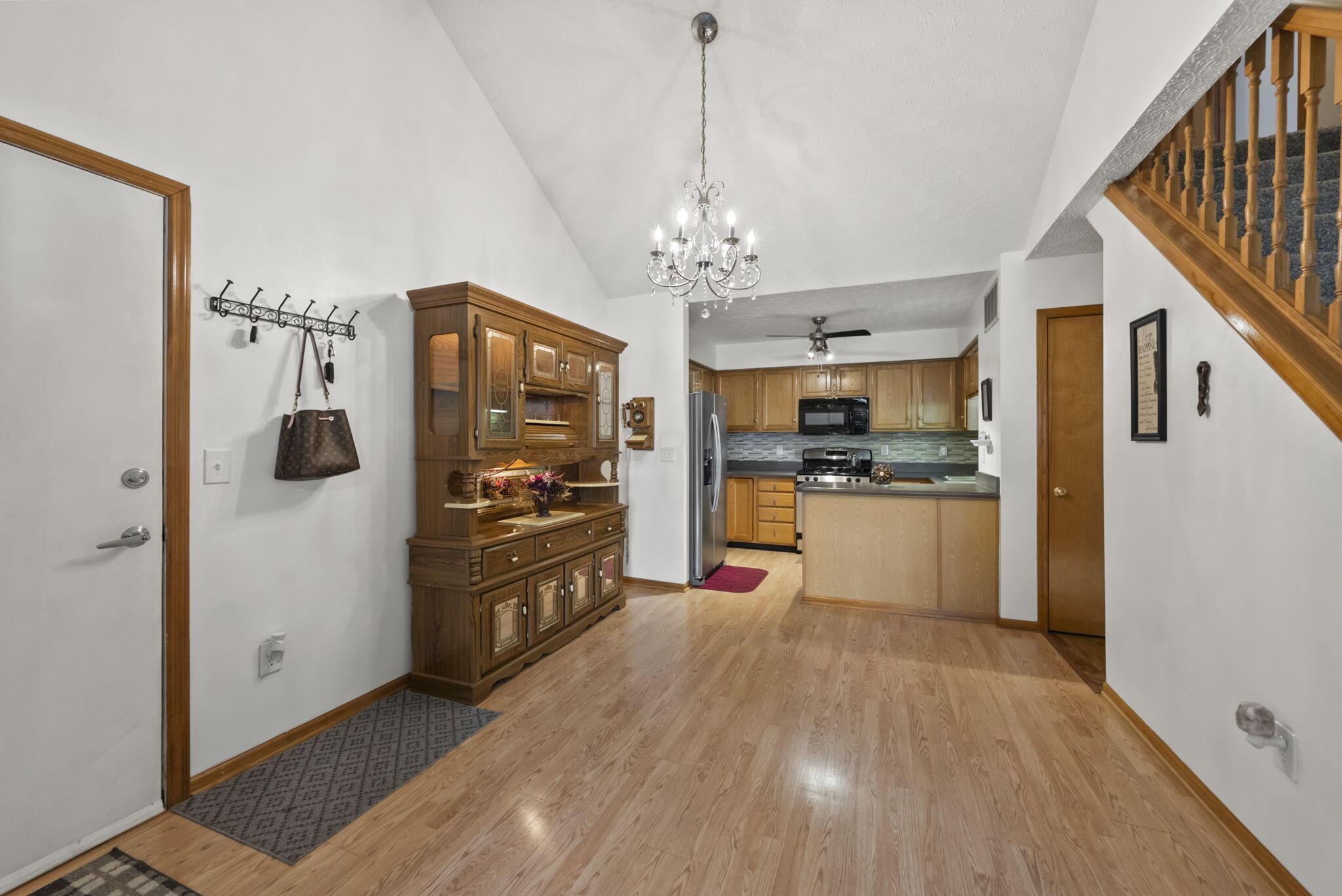 542 Brickstone Drive Property Photo 8