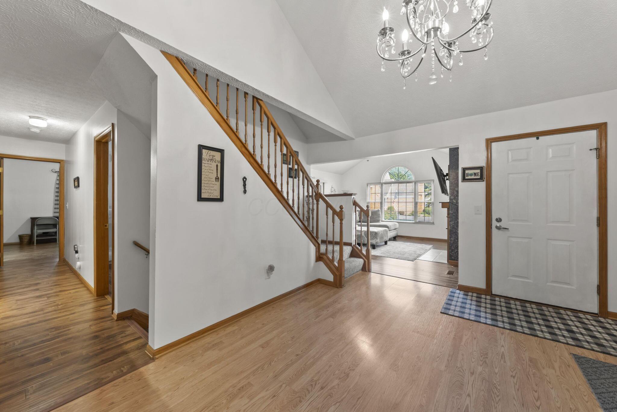 542 Brickstone Drive Property Photo 13