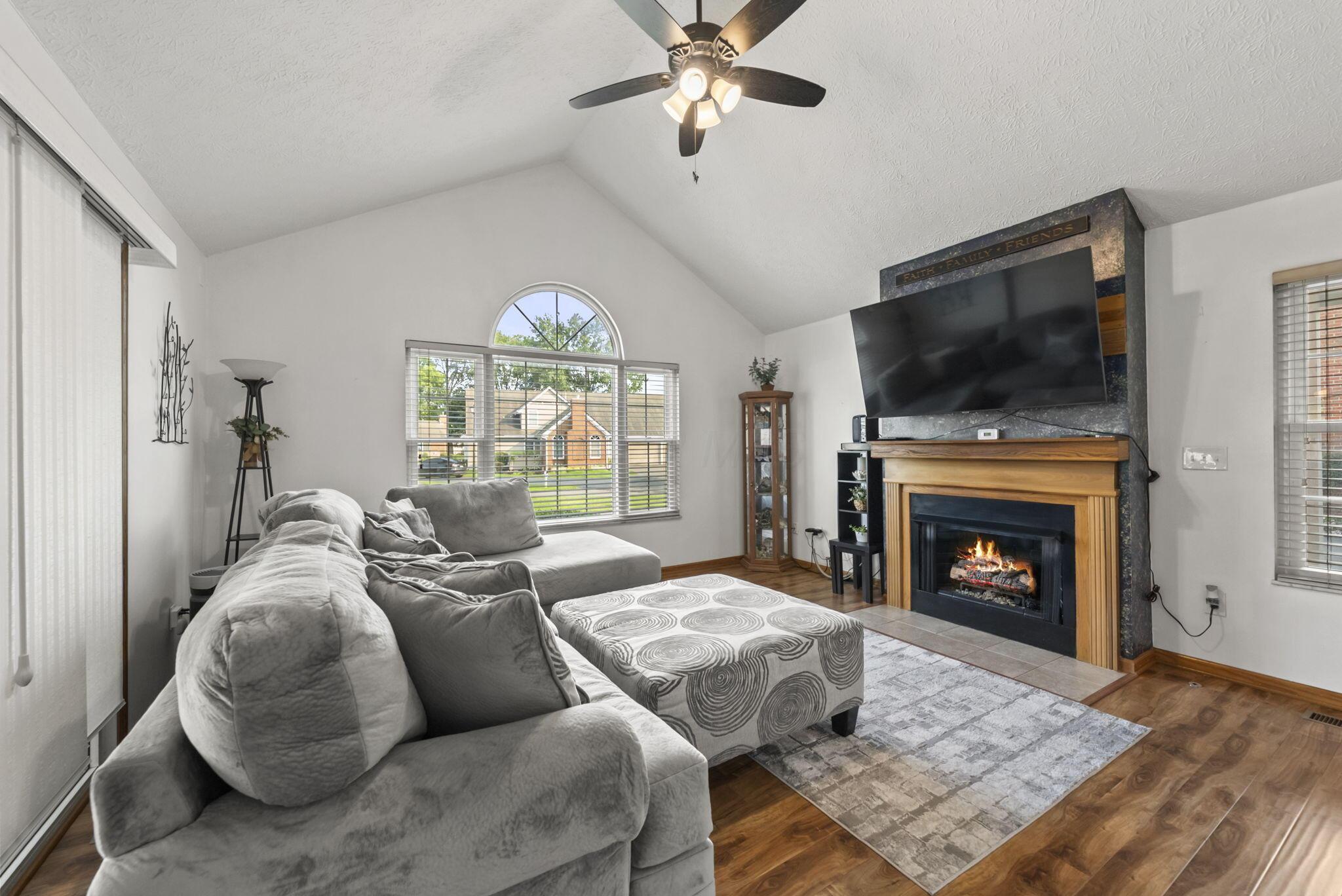 542 Brickstone Drive Property Photo 15
