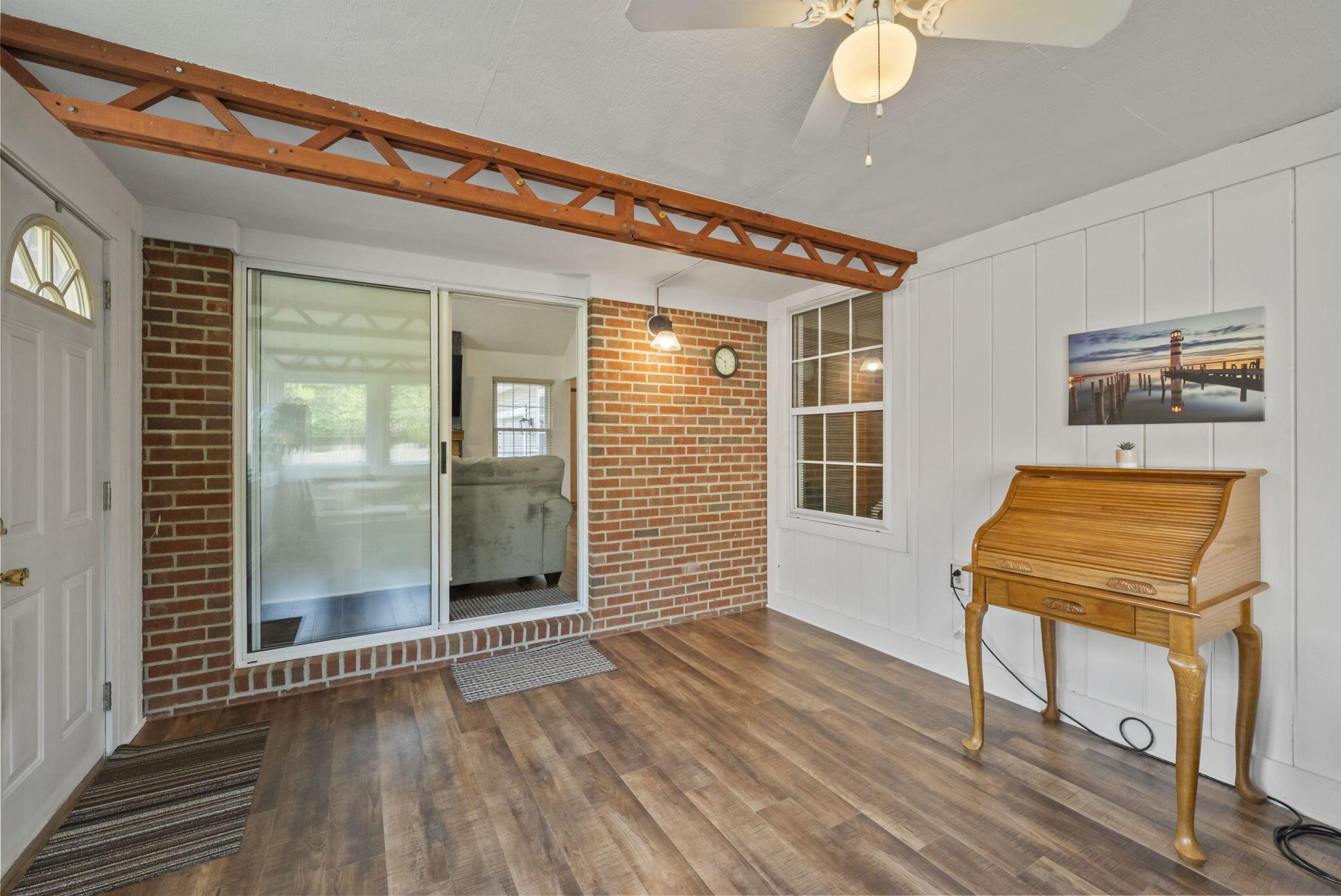 542 Brickstone Drive Property Photo 18