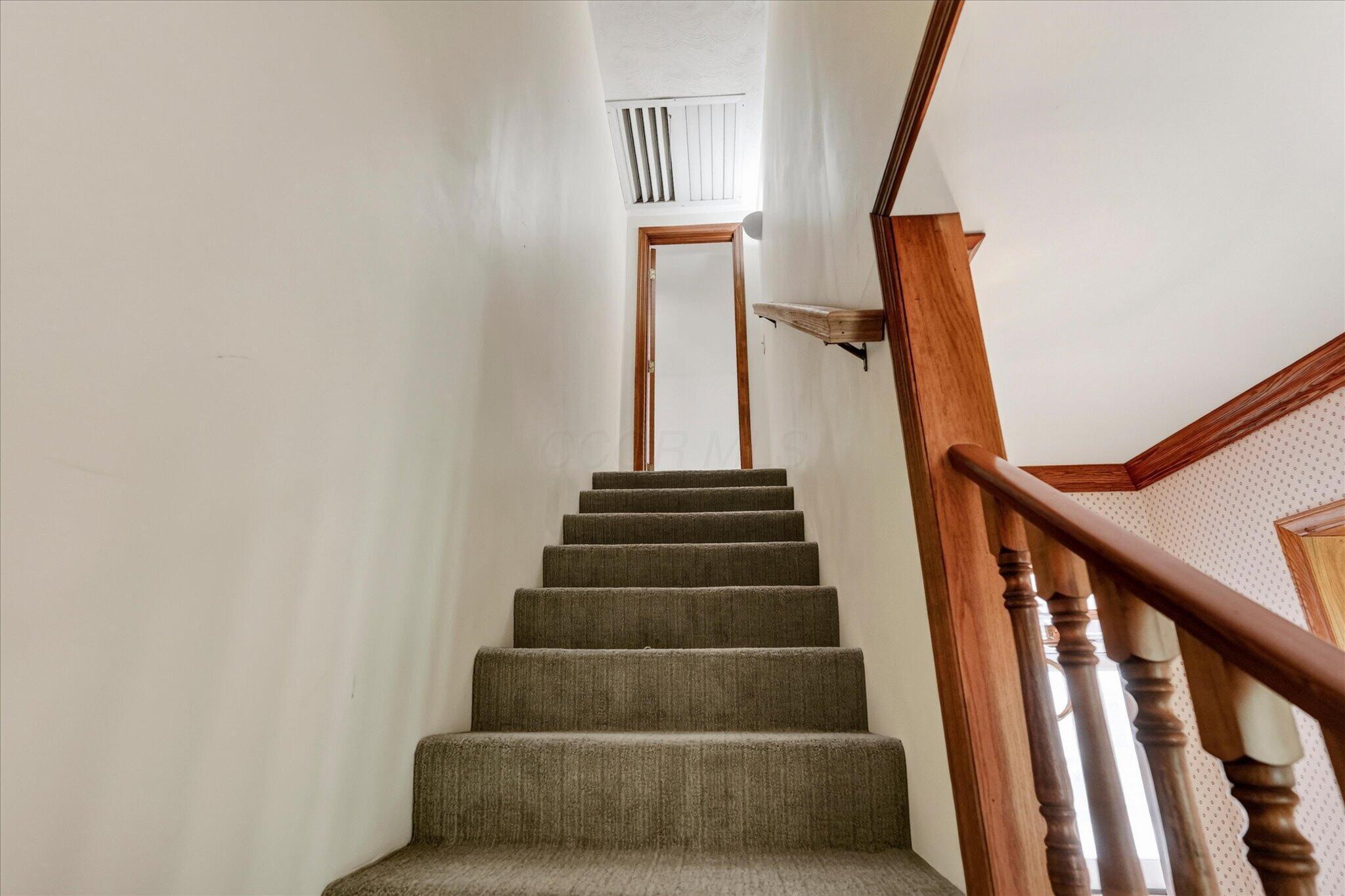 833 S State Route 72 Property Photo 12