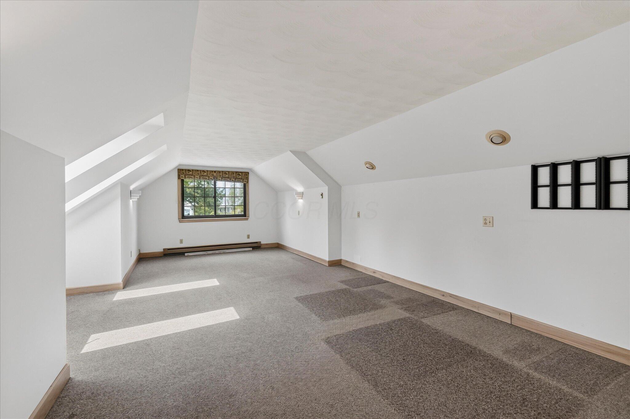 833 S State Route 72 Property Photo 15