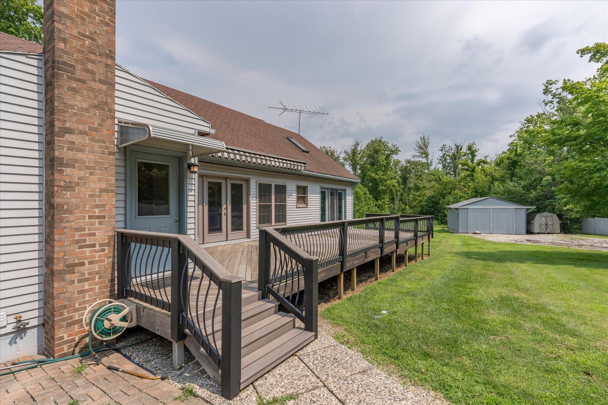 833 S State Route 72 Property Photo 34