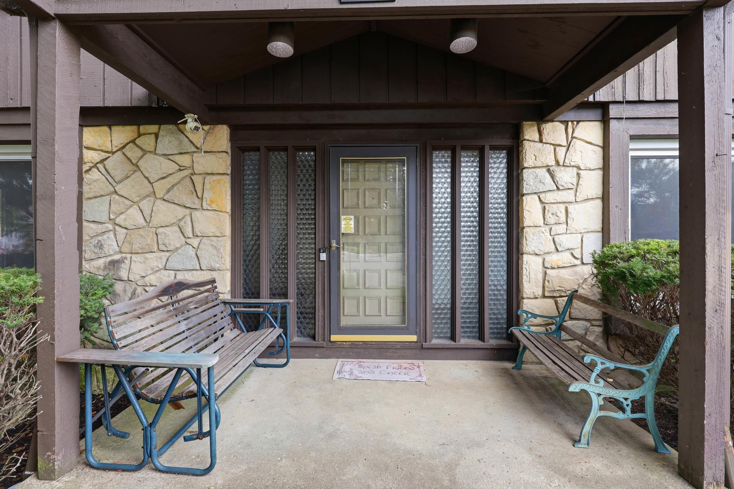 5288 Butternut Court E Property Photo 7