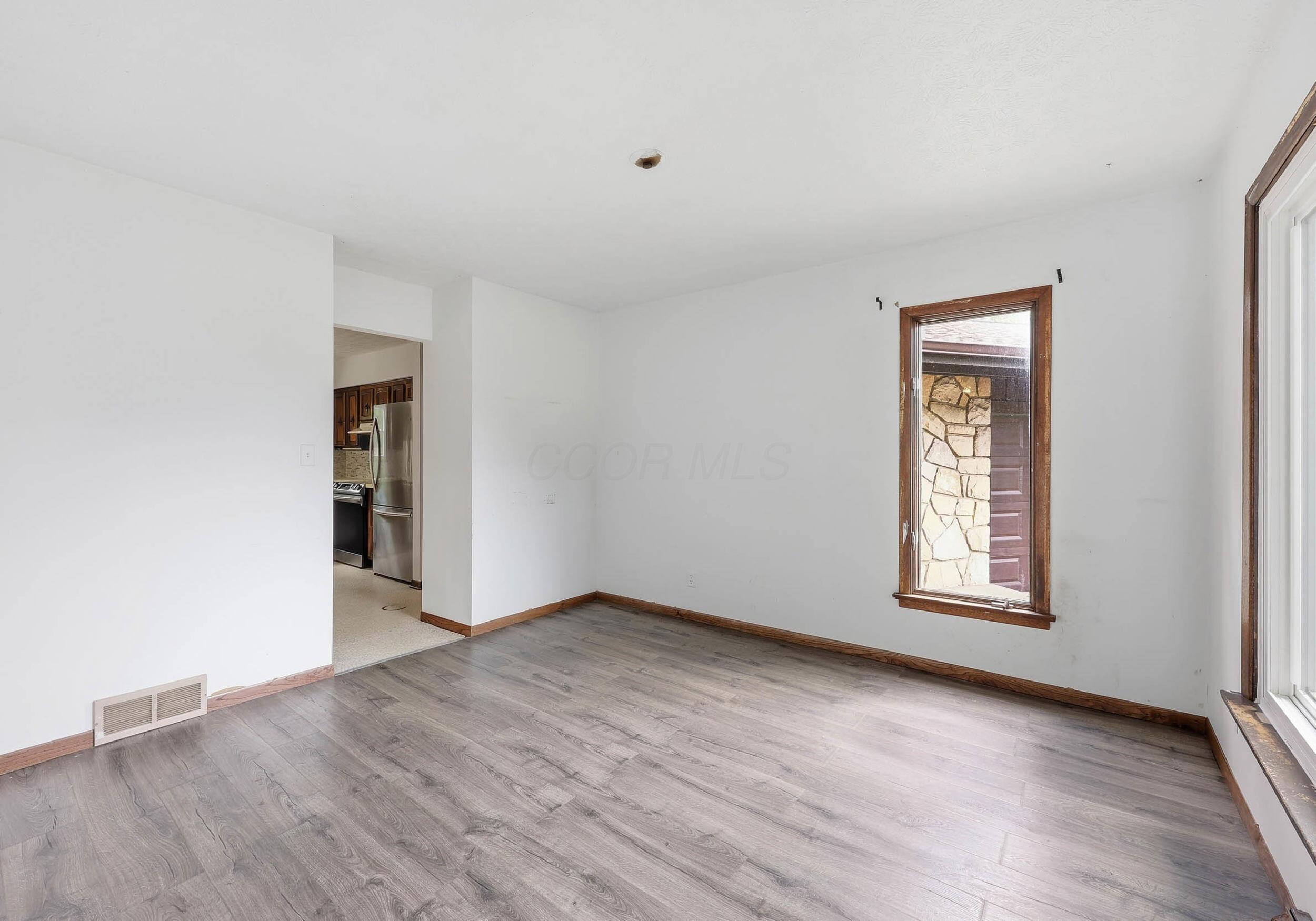 5288 Butternut Court E Property Photo 10