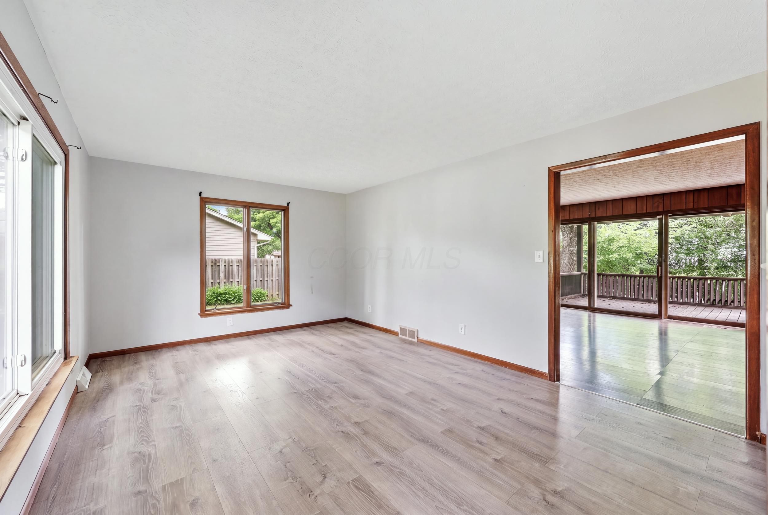 5288 Butternut Court E Property Photo 12