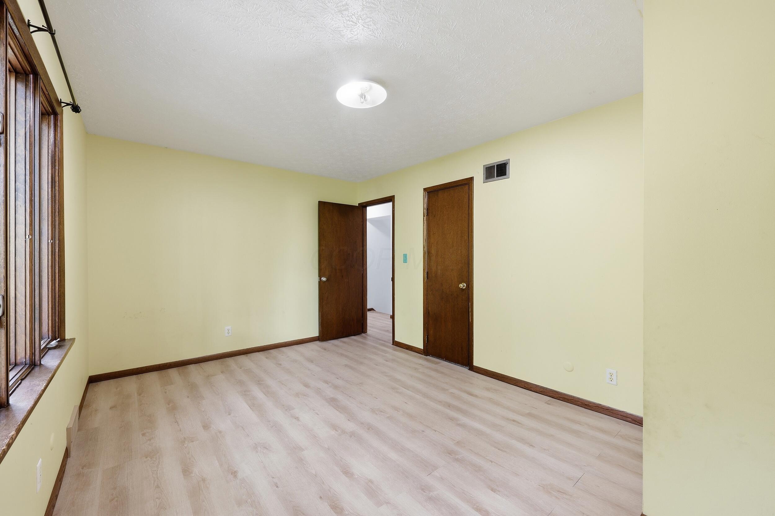 5288 Butternut Court E Property Photo 30