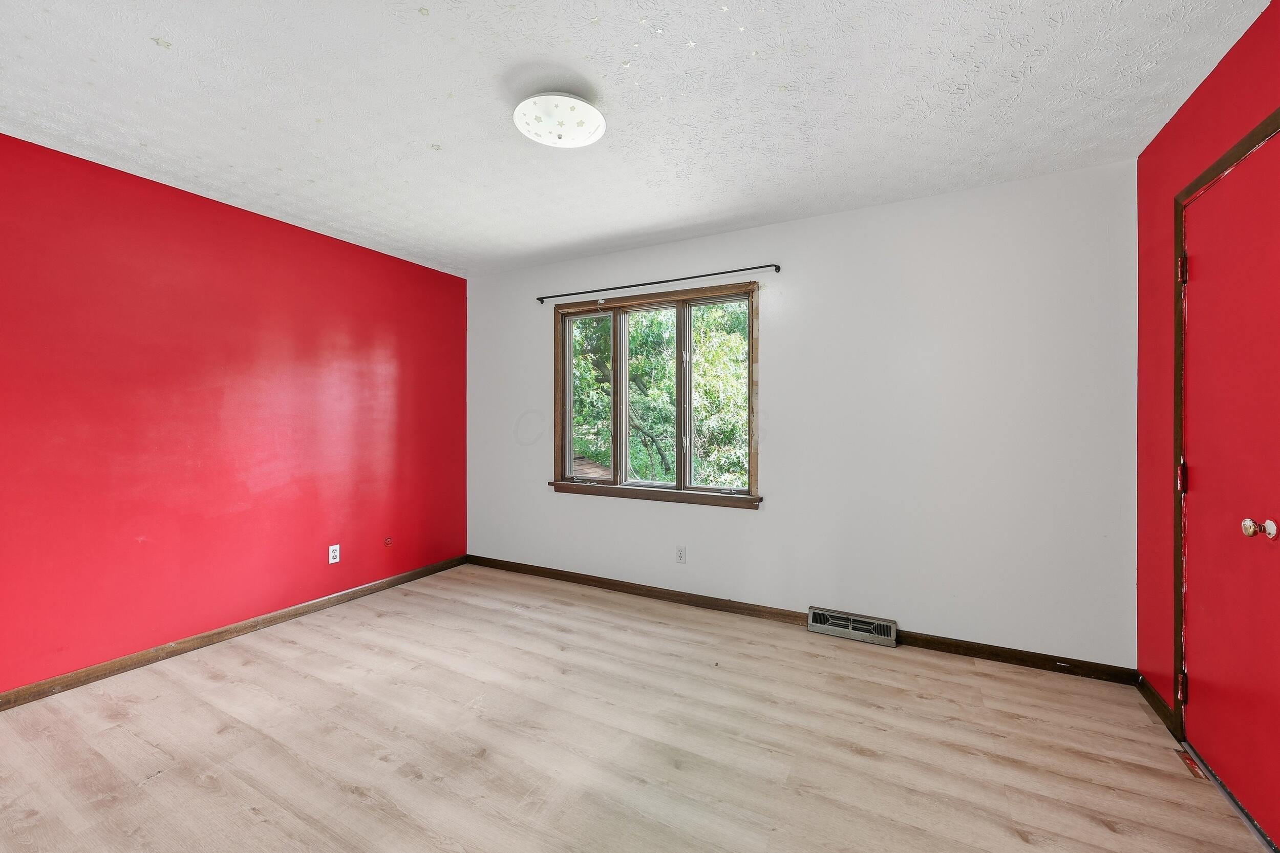 5288 Butternut Court E Property Photo 32