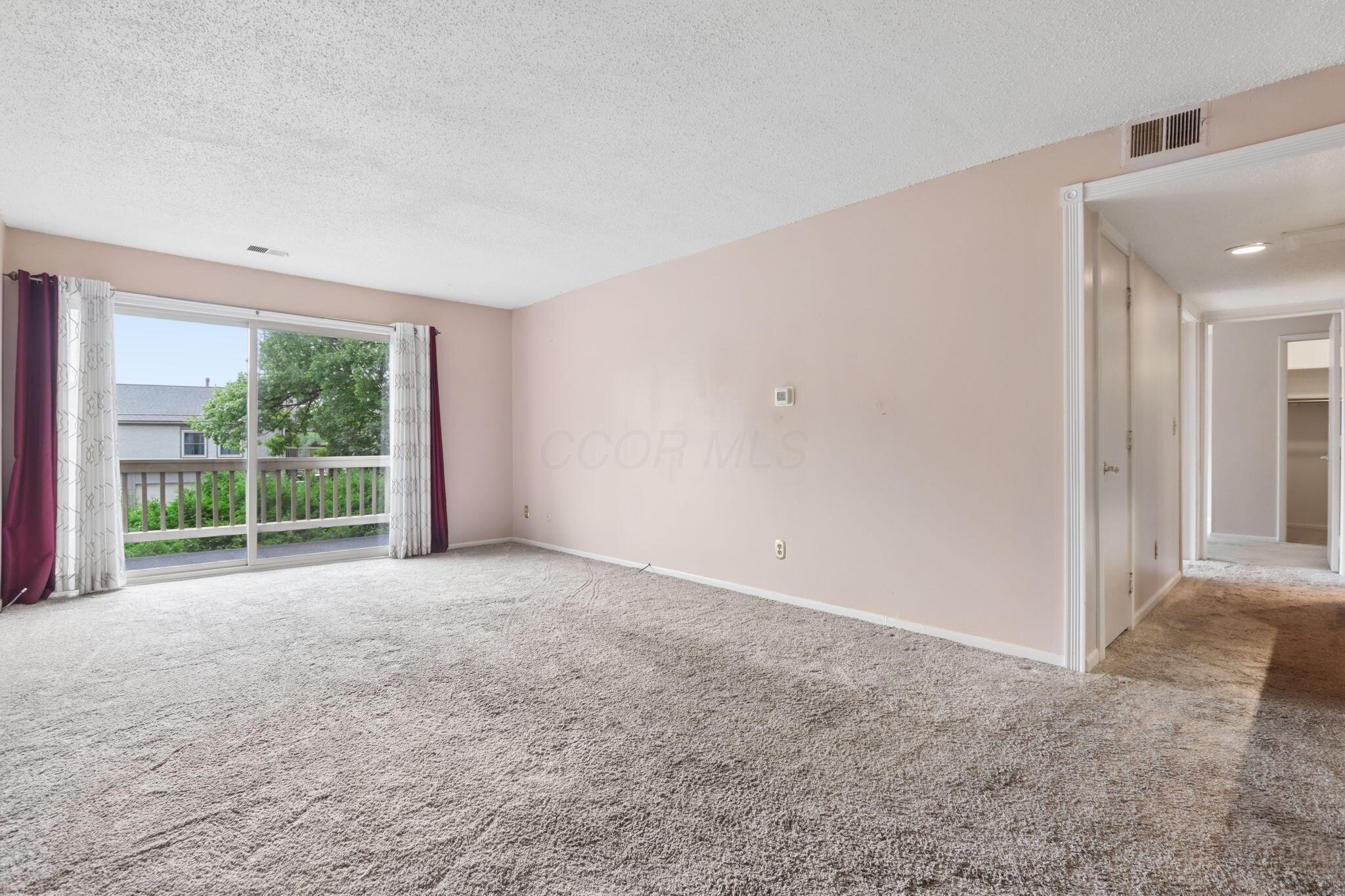 1218 Lake Shore, B Property Photo 6
