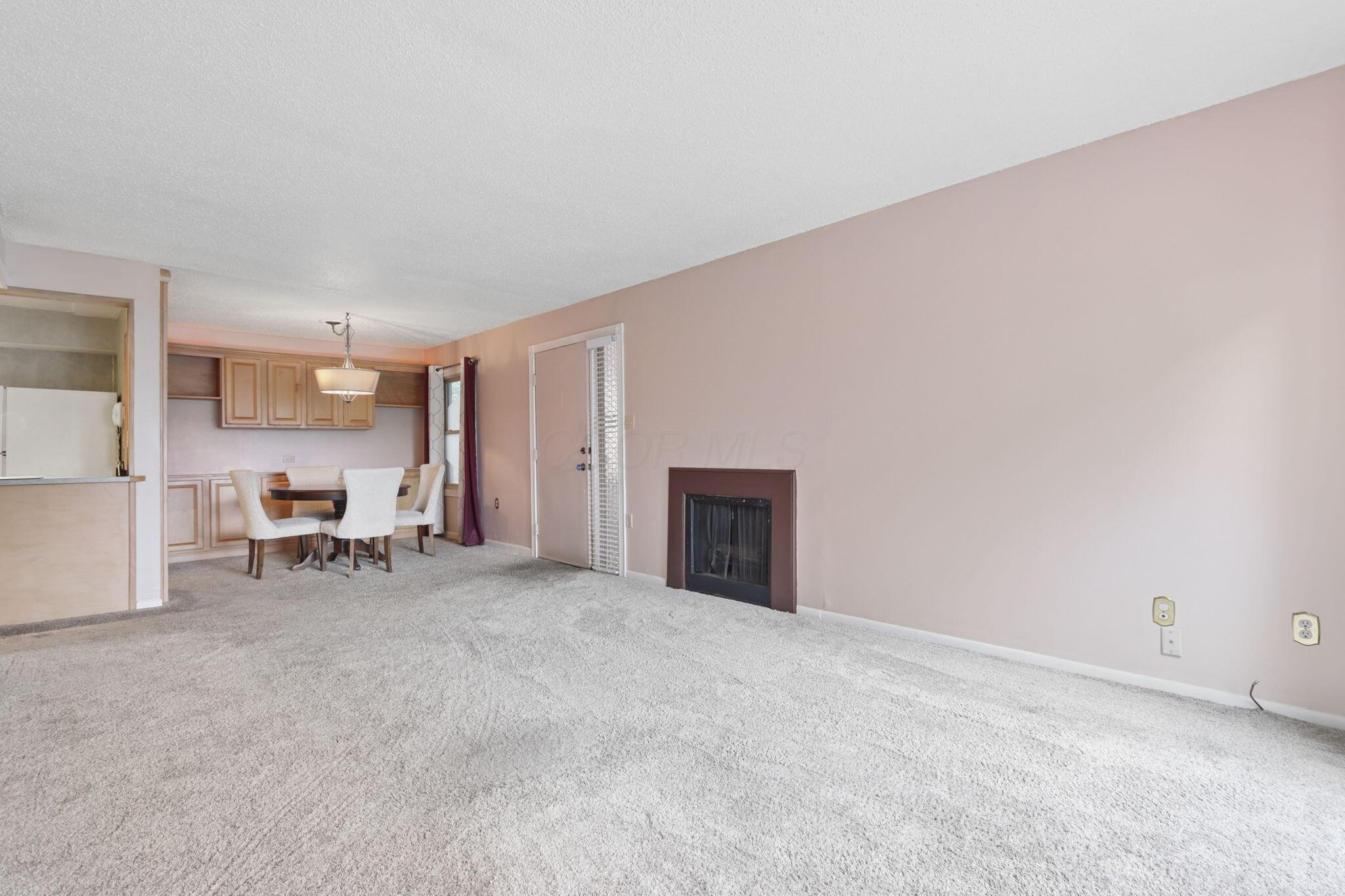 1218 Lake Shore, B Property Photo 7