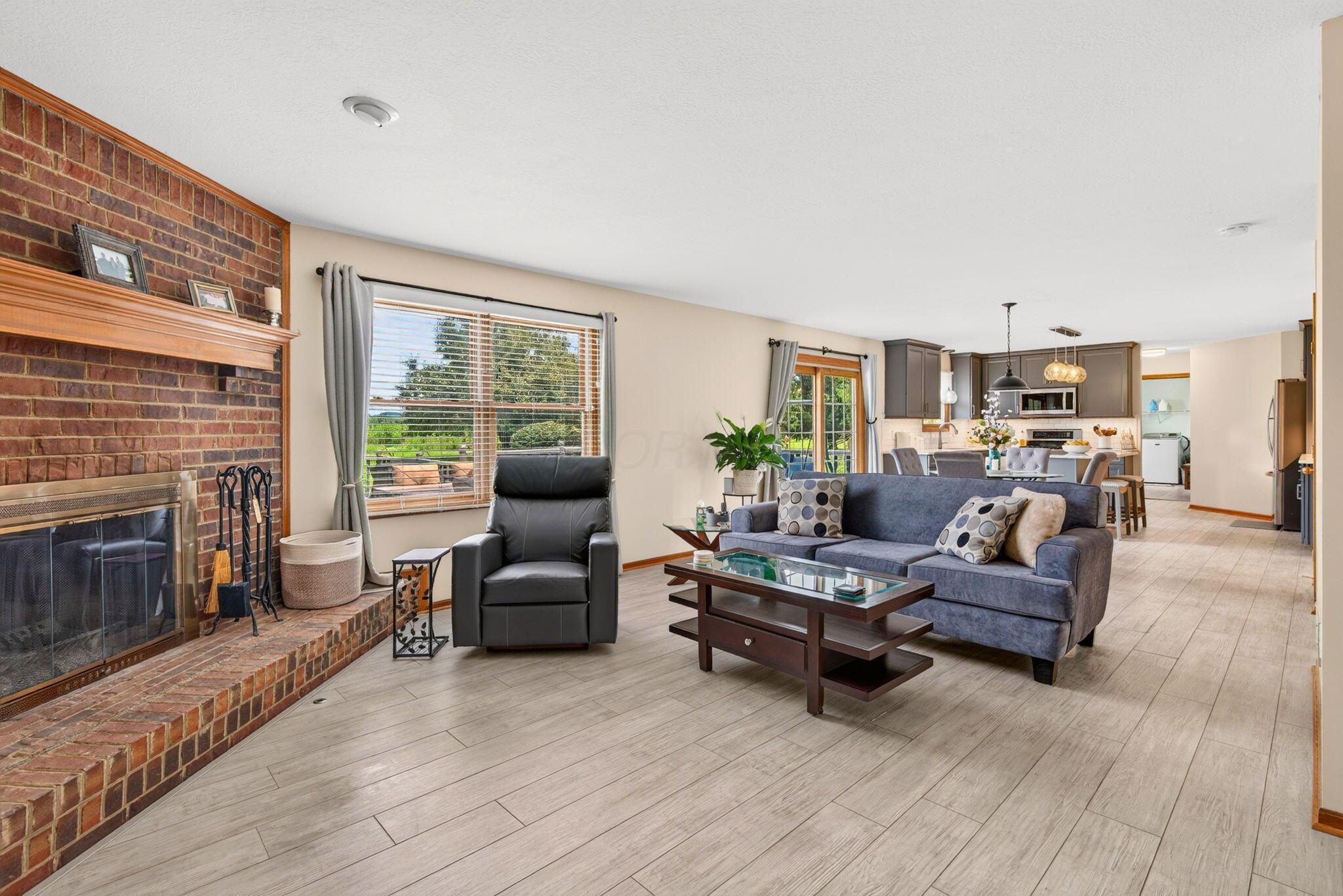 1210 Chester Way Nw Property Photo 15