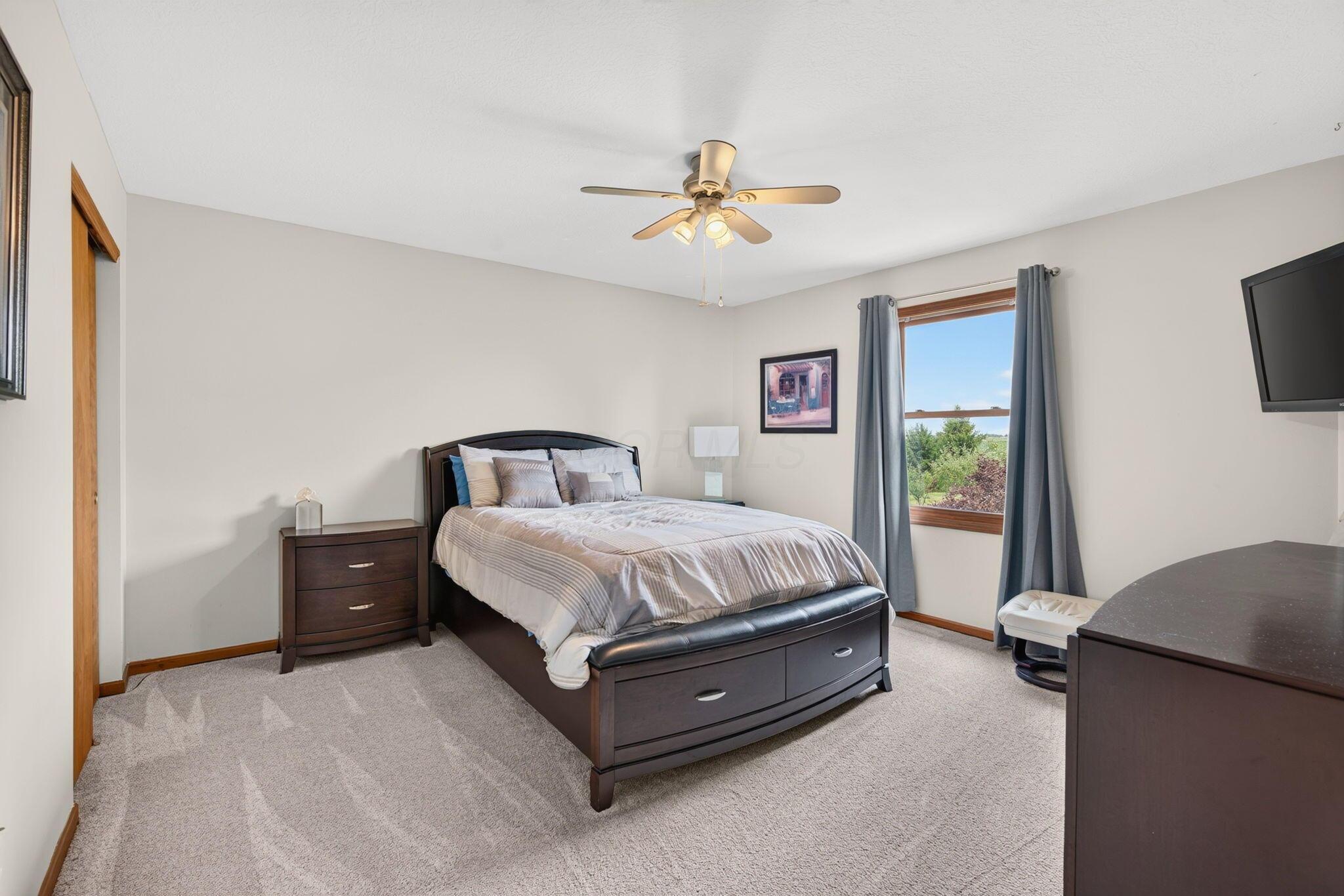 1210 Chester Way Nw Property Photo 31
