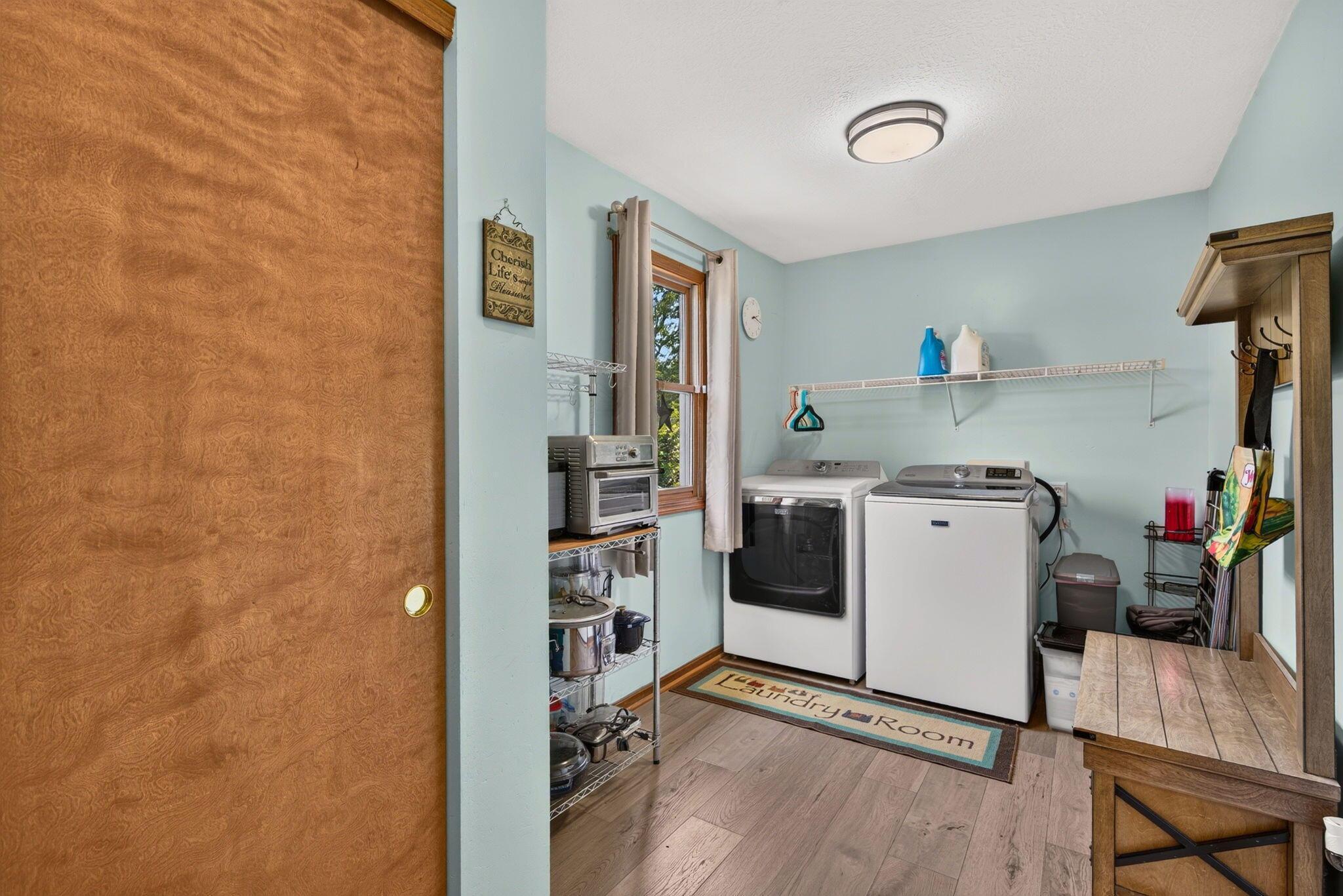 1210 Chester Way Nw Property Photo 39