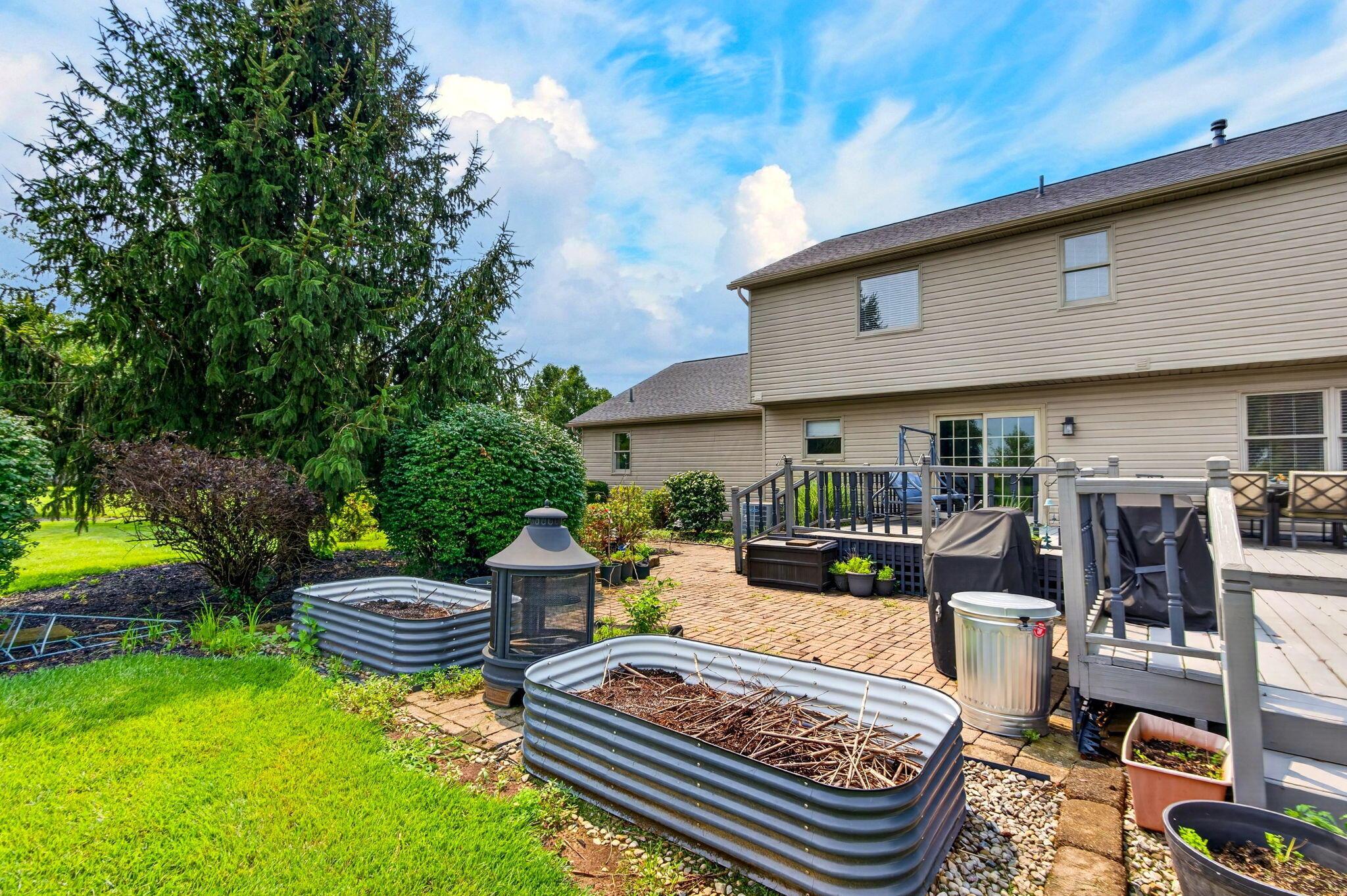 1210 Chester Way Nw Property Photo 45