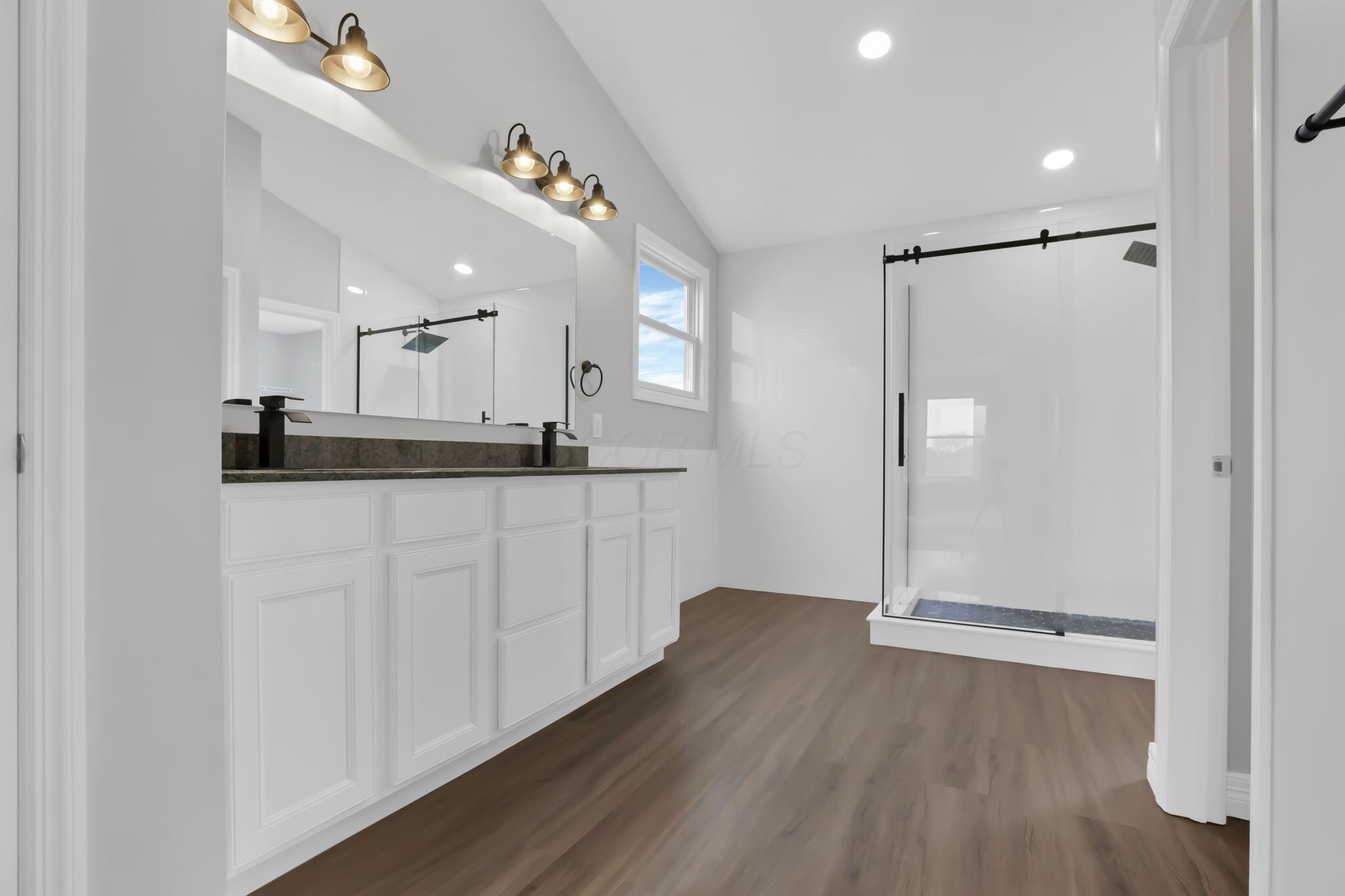 111 Longleaf Street Property Photo 4