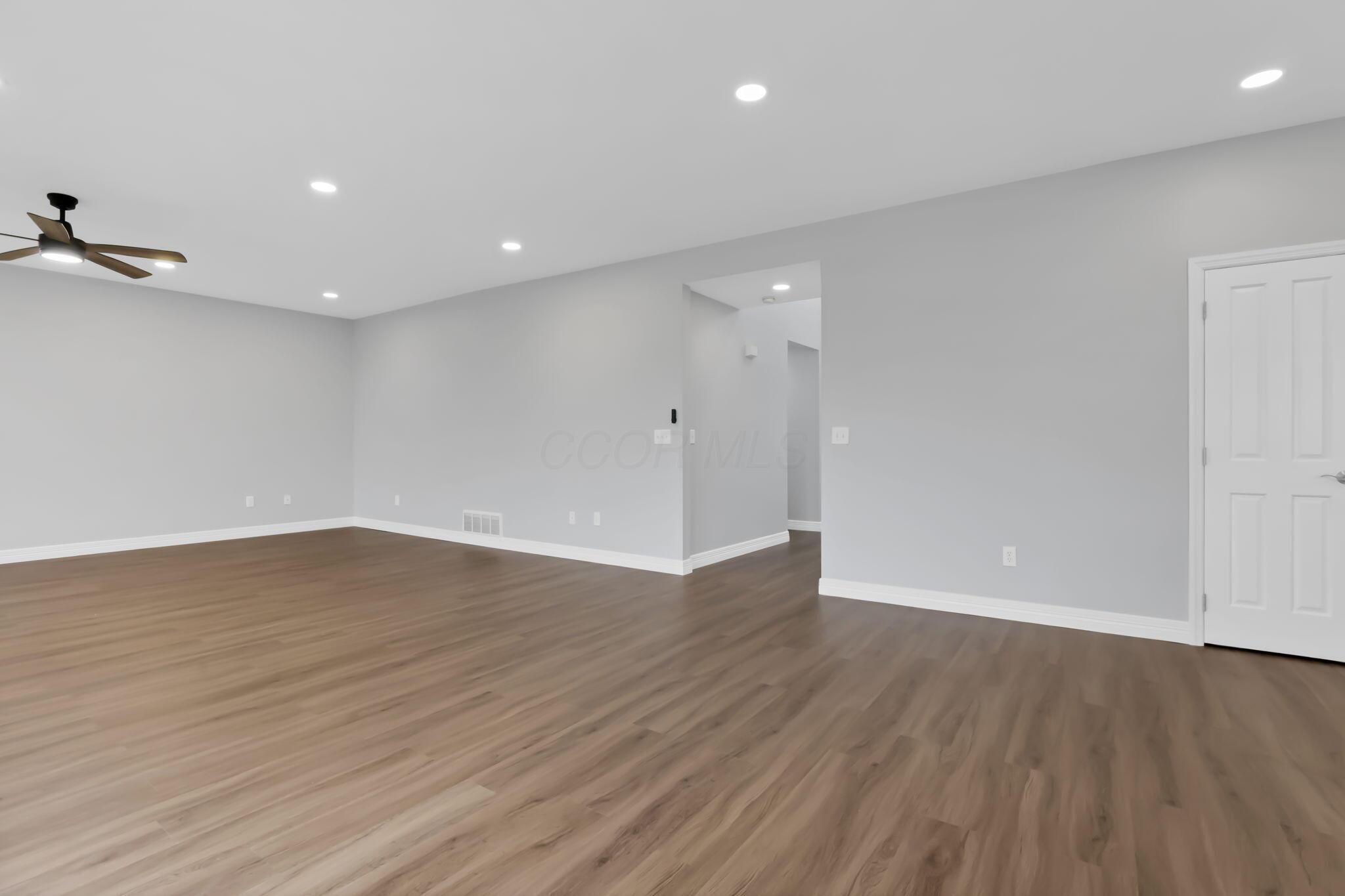 111 Longleaf Street Property Photo 20