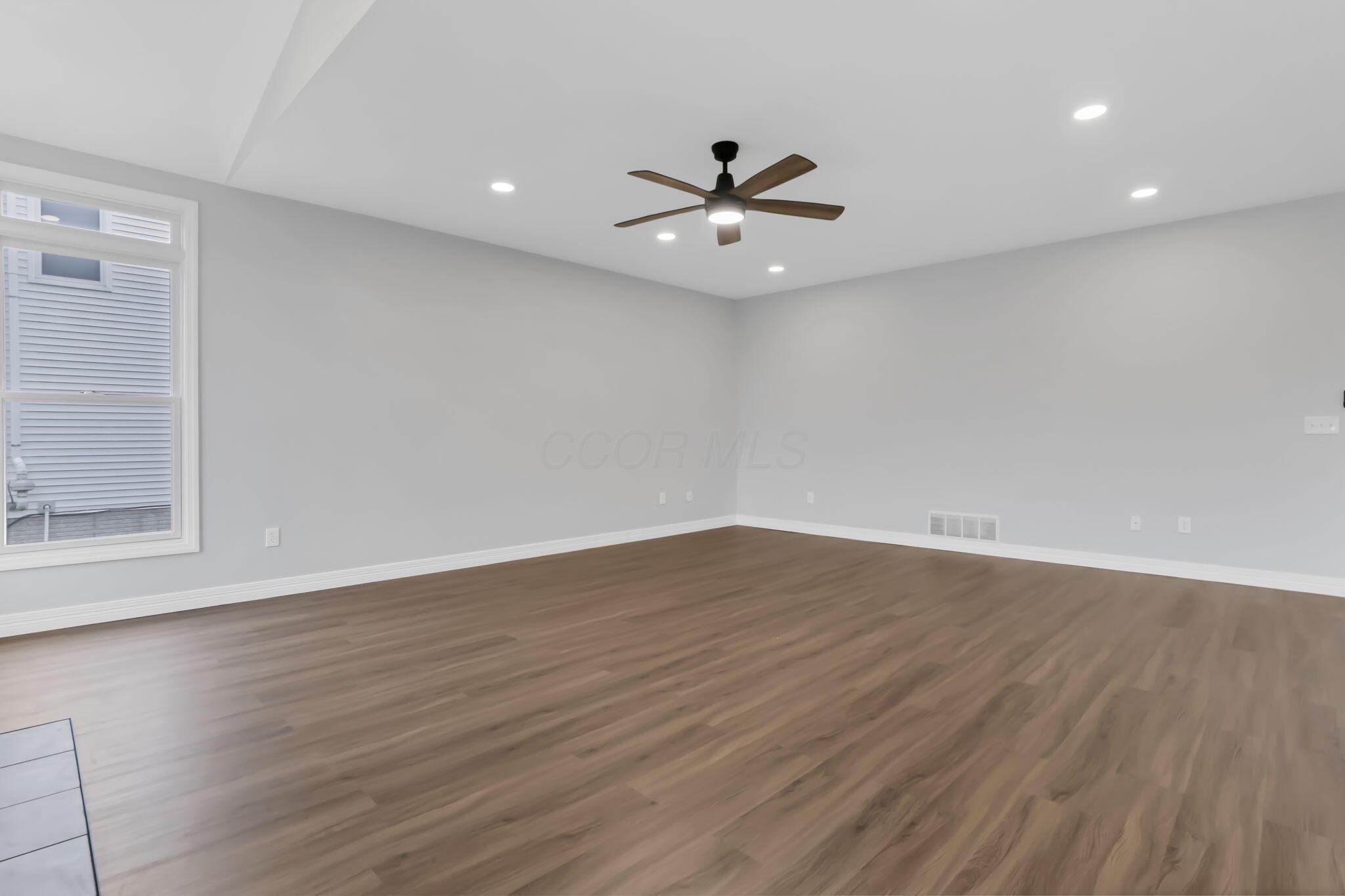 111 Longleaf Street Property Photo 24