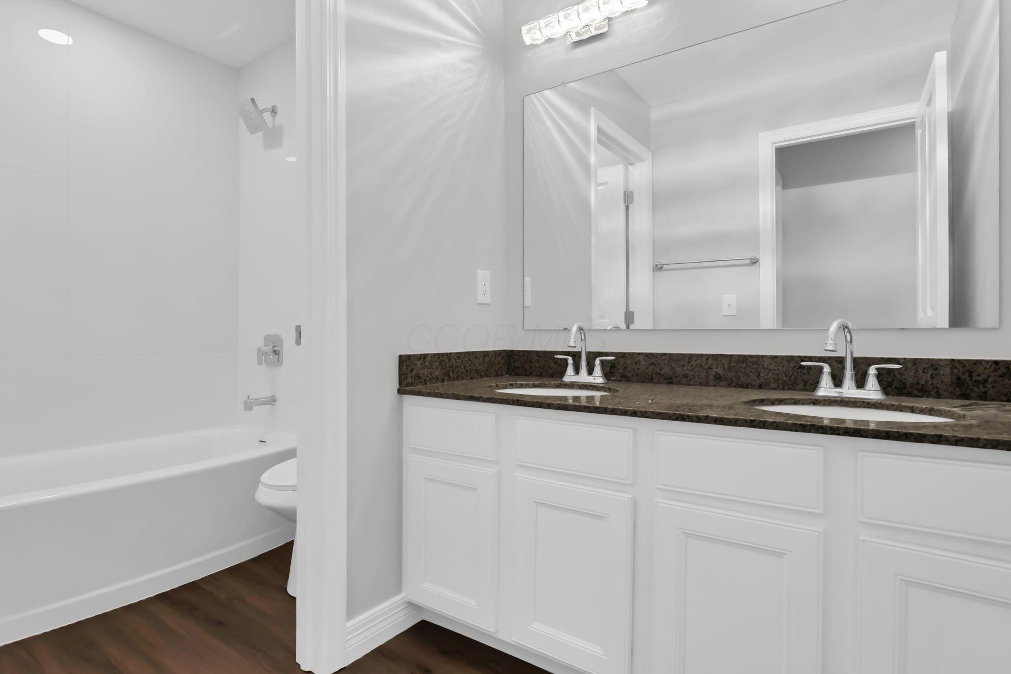 111 Longleaf Street Property Photo 44