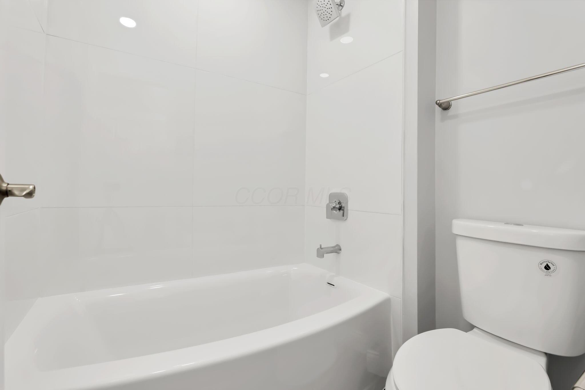 111 Longleaf Street Property Photo 45