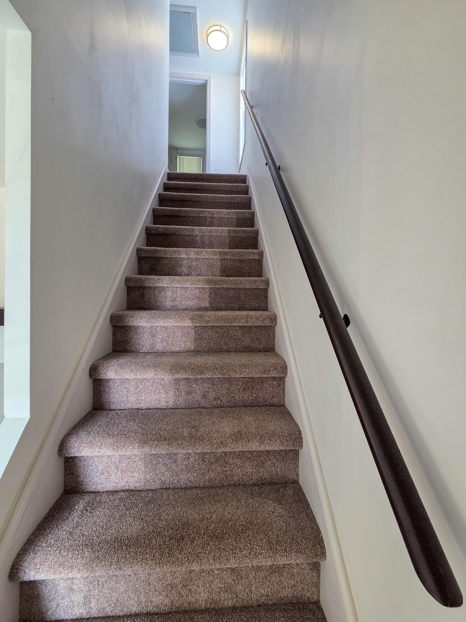 964 Lawrence Drive Property Photo 17