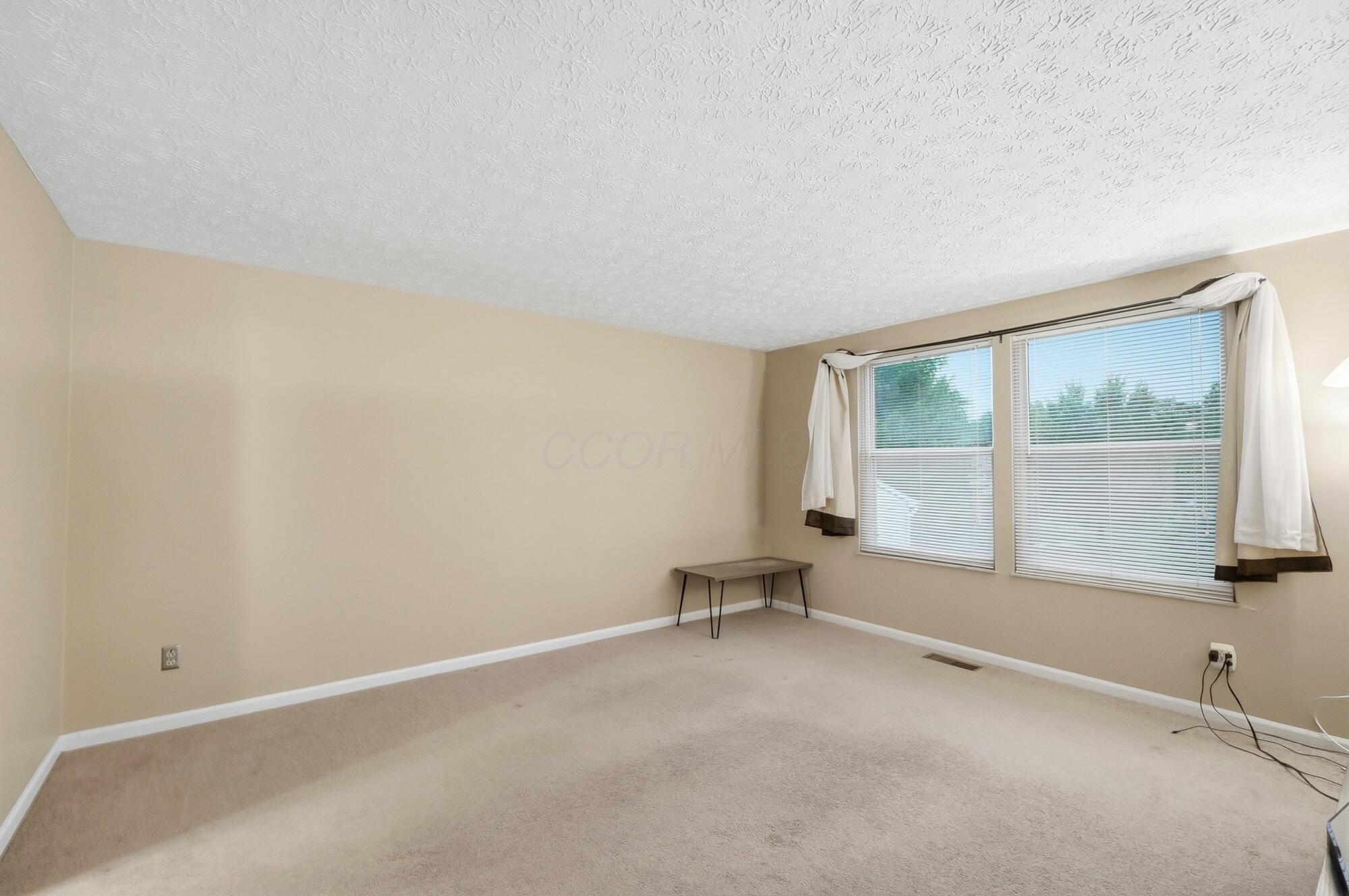 3320 Parksley Court Property Photo 6