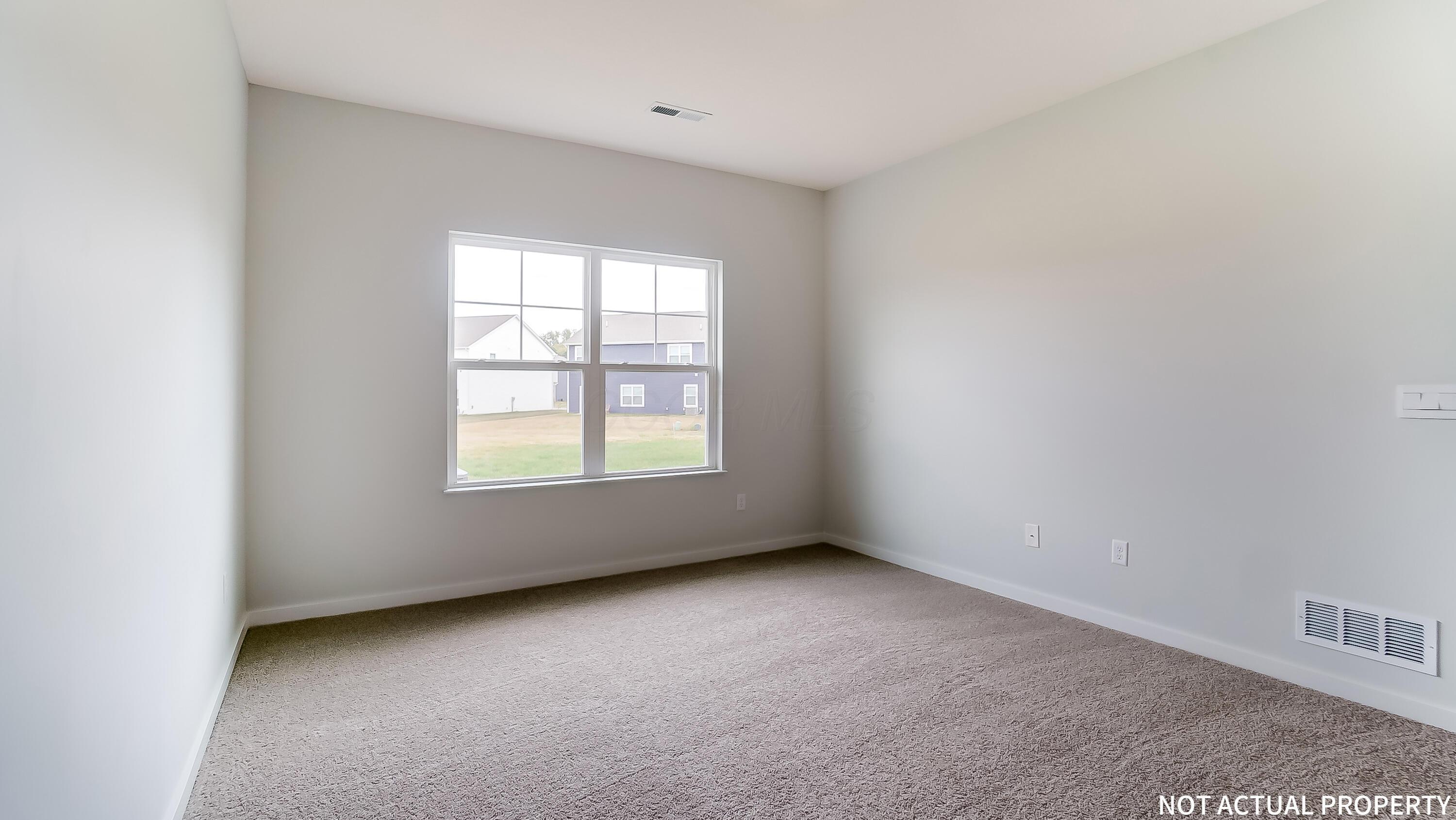 1175 Stratford Way Property Photo 16