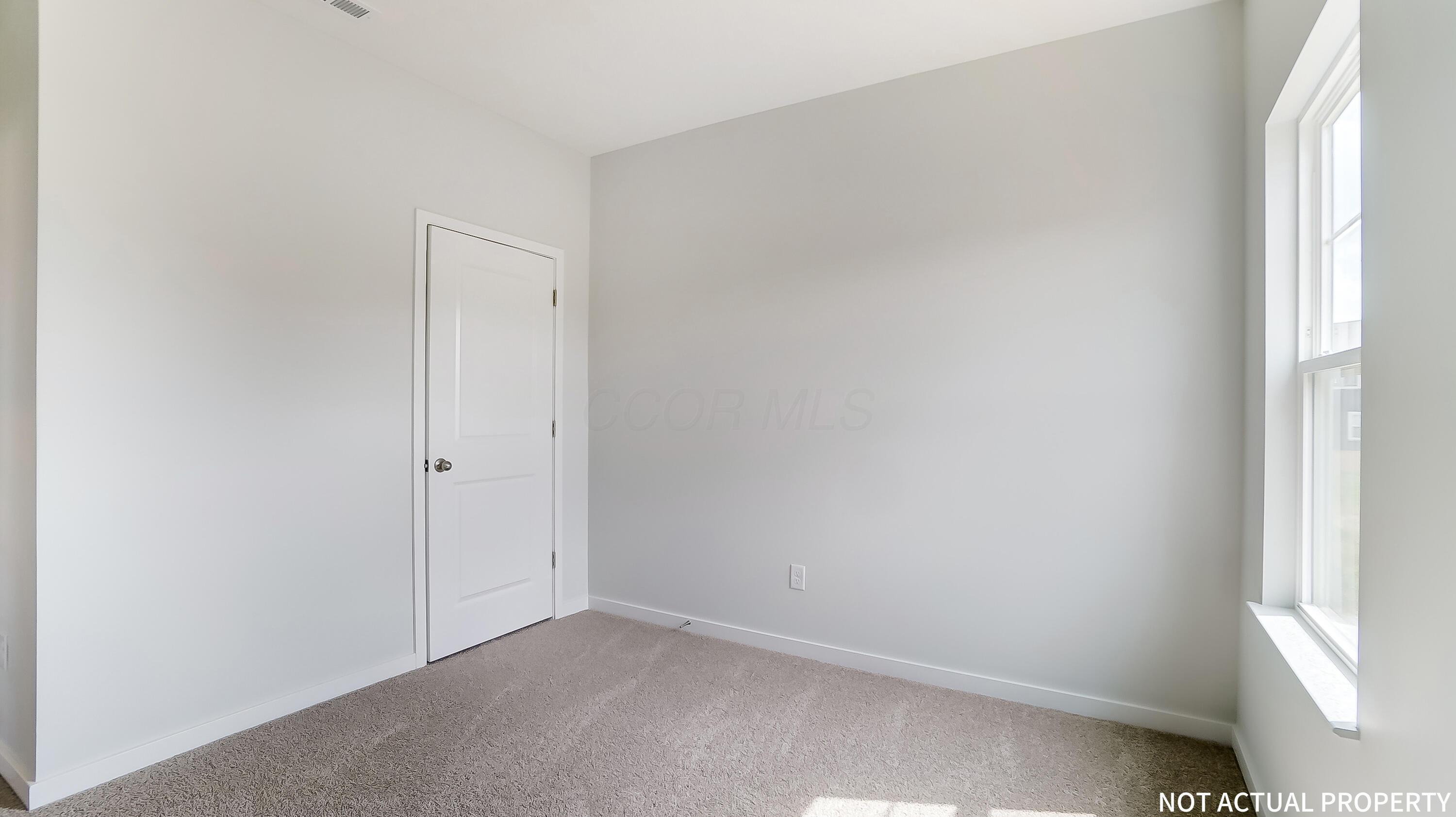 1175 Stratford Way Property Photo 32