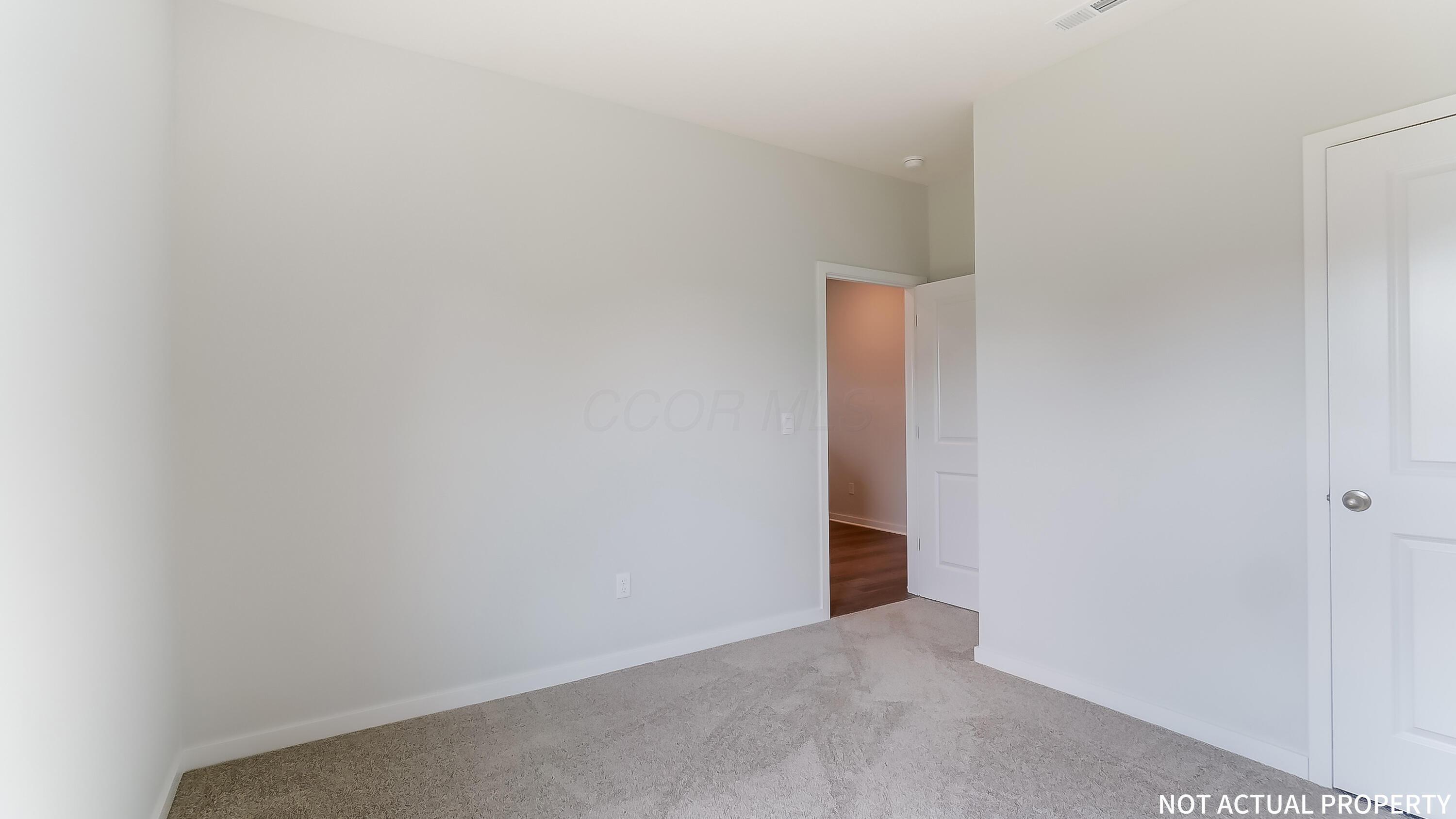 1175 Stratford Way Property Photo 33