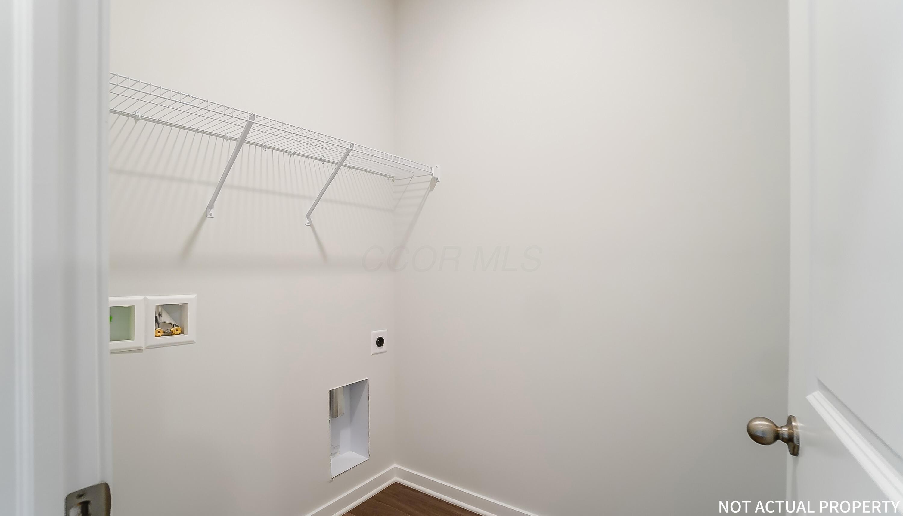 1175 Stratford Way Property Photo 34