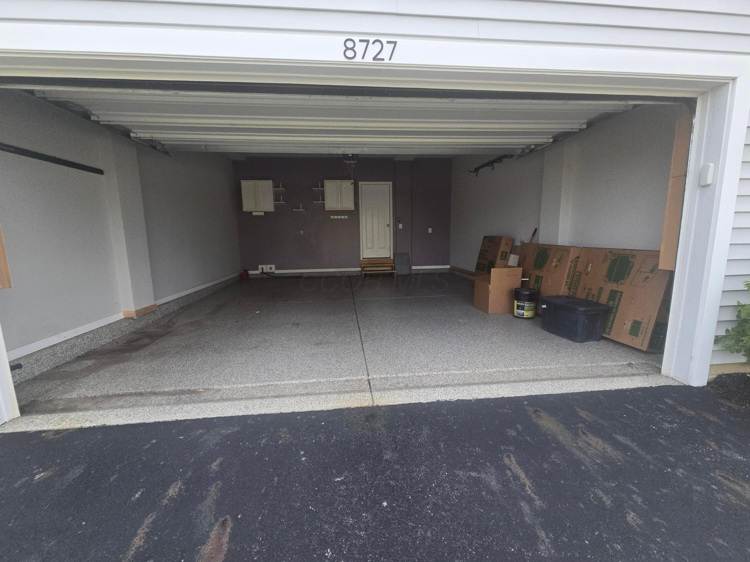 8727 Crooked Maple Drive Property Photo 5