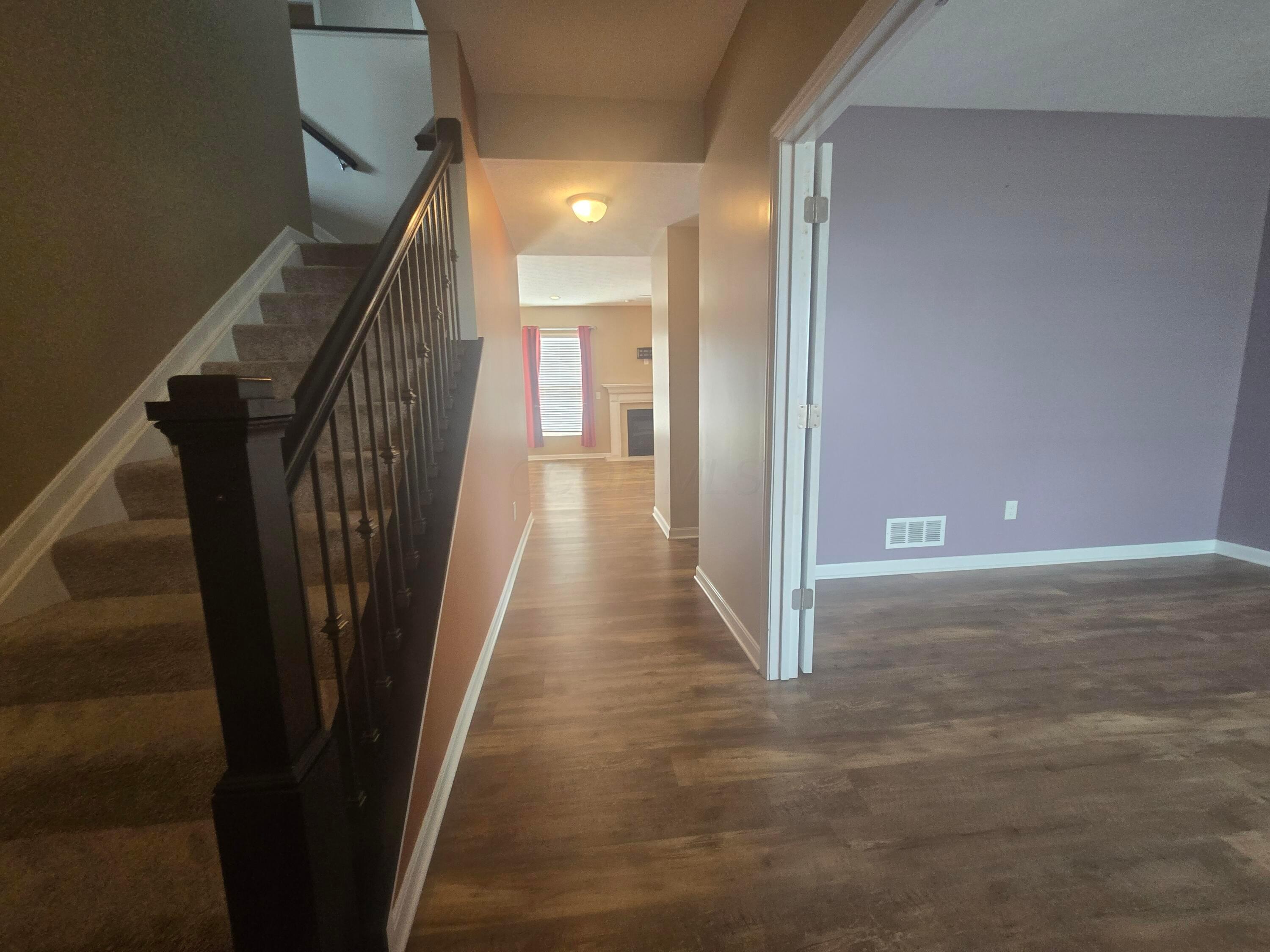 8727 Crooked Maple Drive Property Photo 6