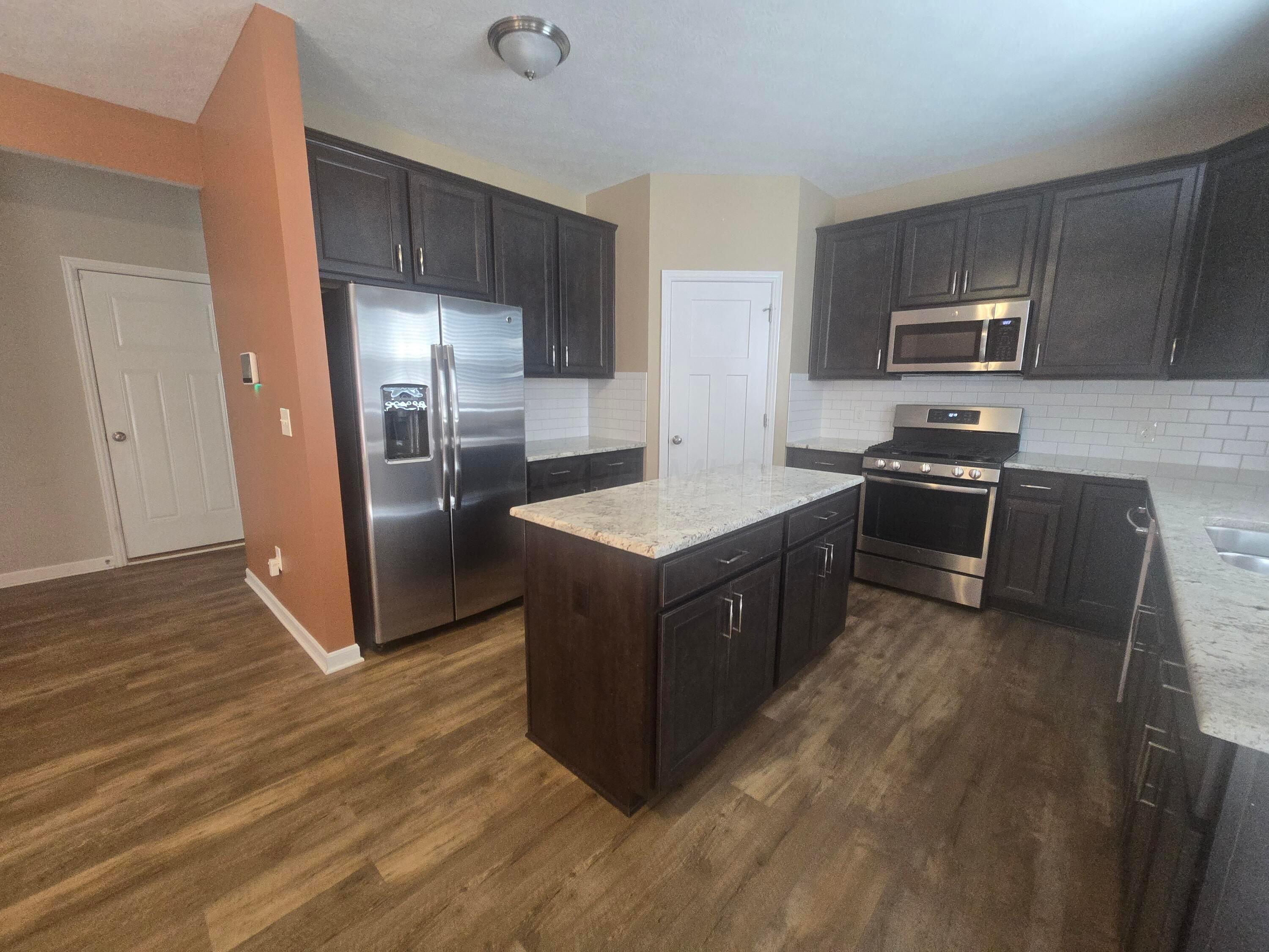 8727 Crooked Maple Drive Property Photo 11