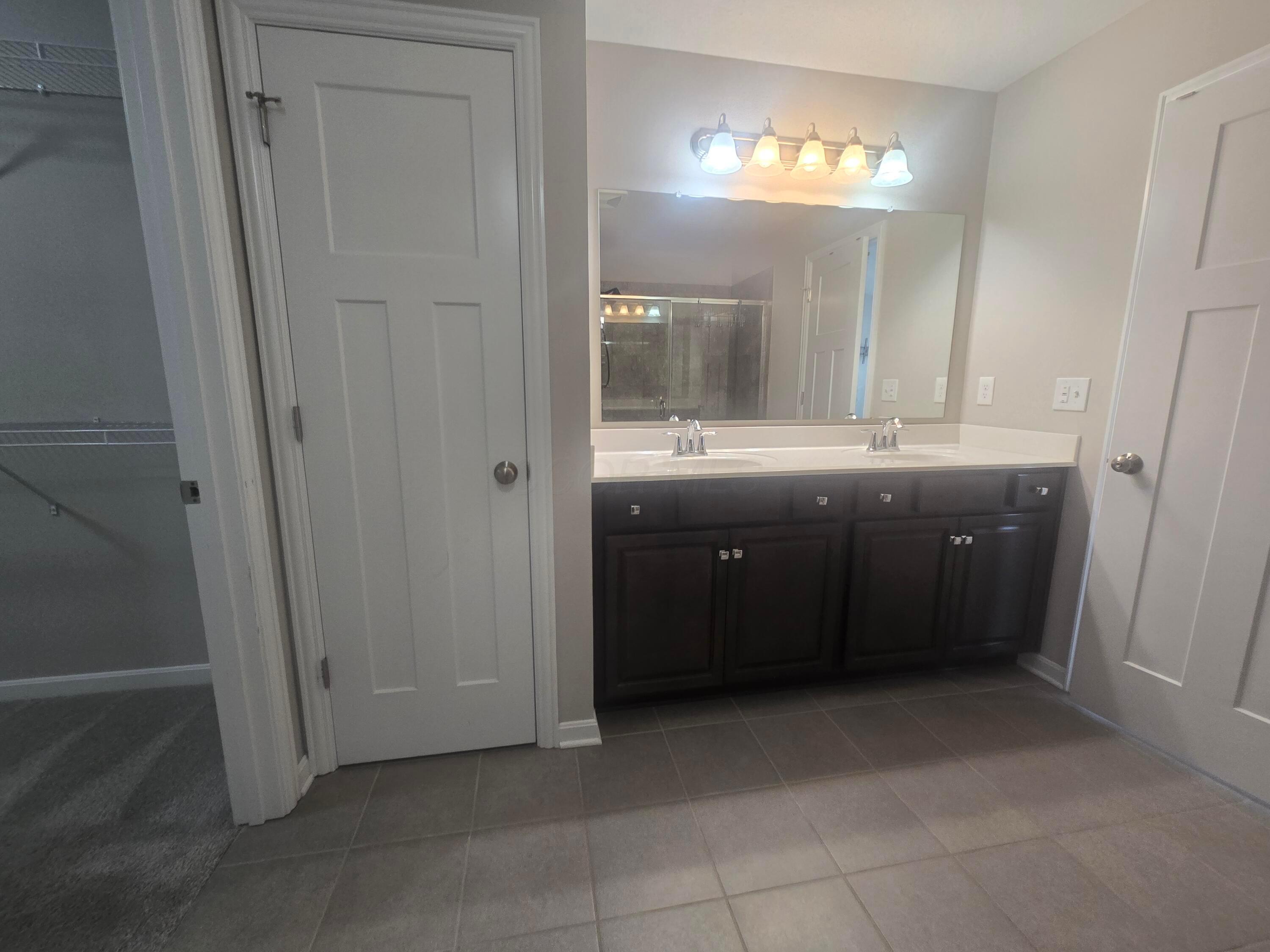 8727 Crooked Maple Drive Property Photo 15