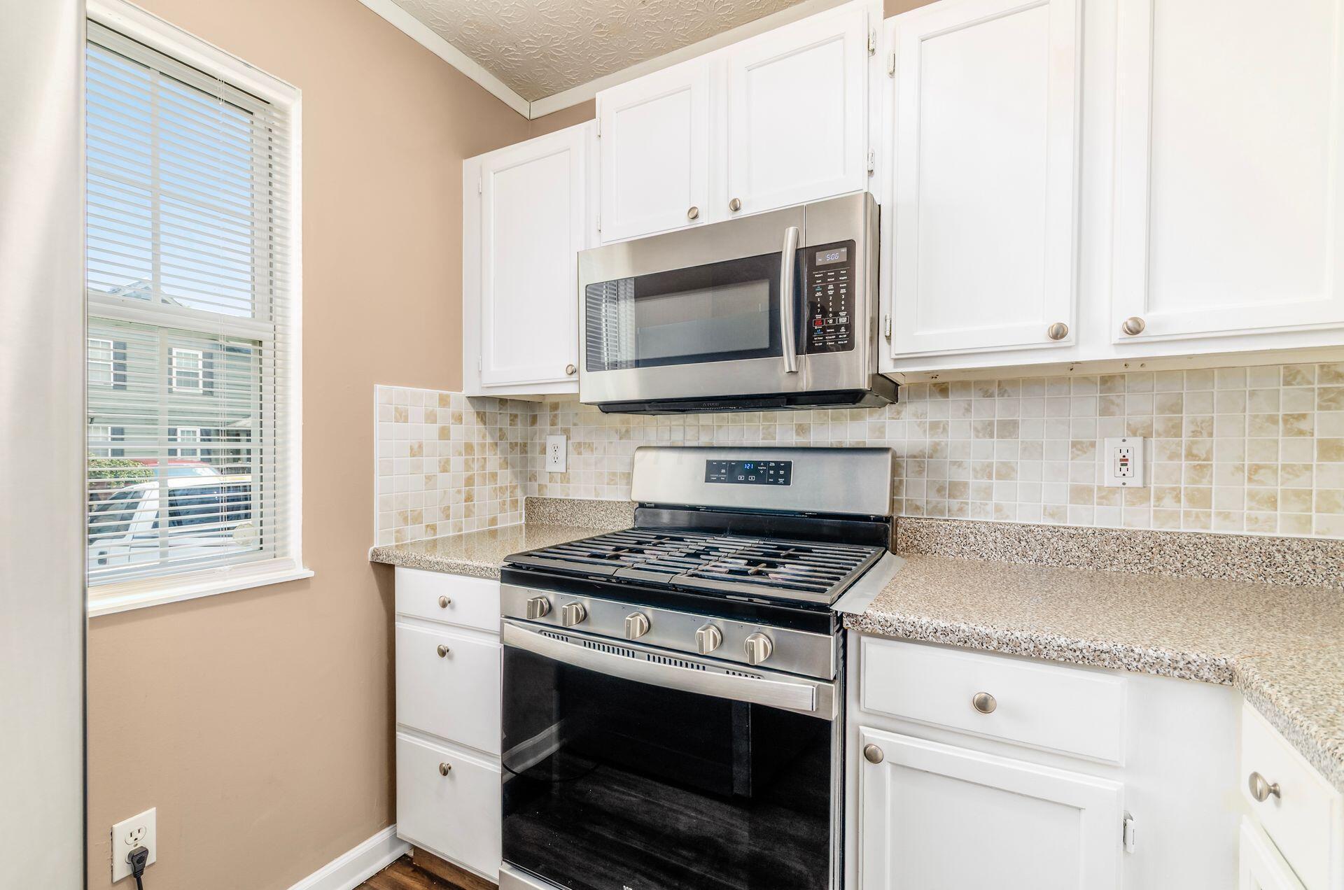 5805 Blendon Place Drive, 13d Property Photo 14
