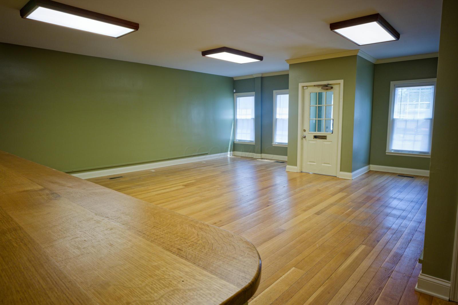 147 W Water Property Photo 4