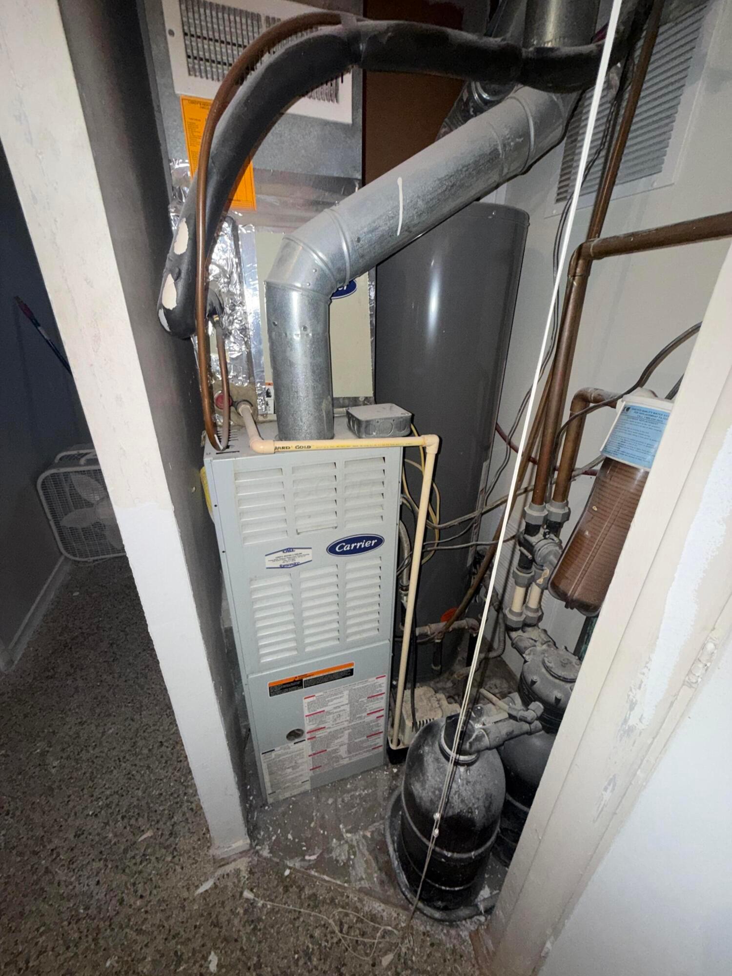 226030525 Property Photo 8