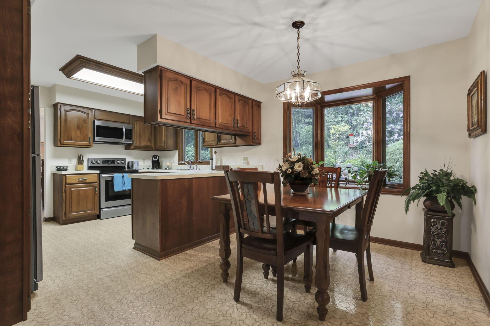 689 Howell Drive Property Photo 13