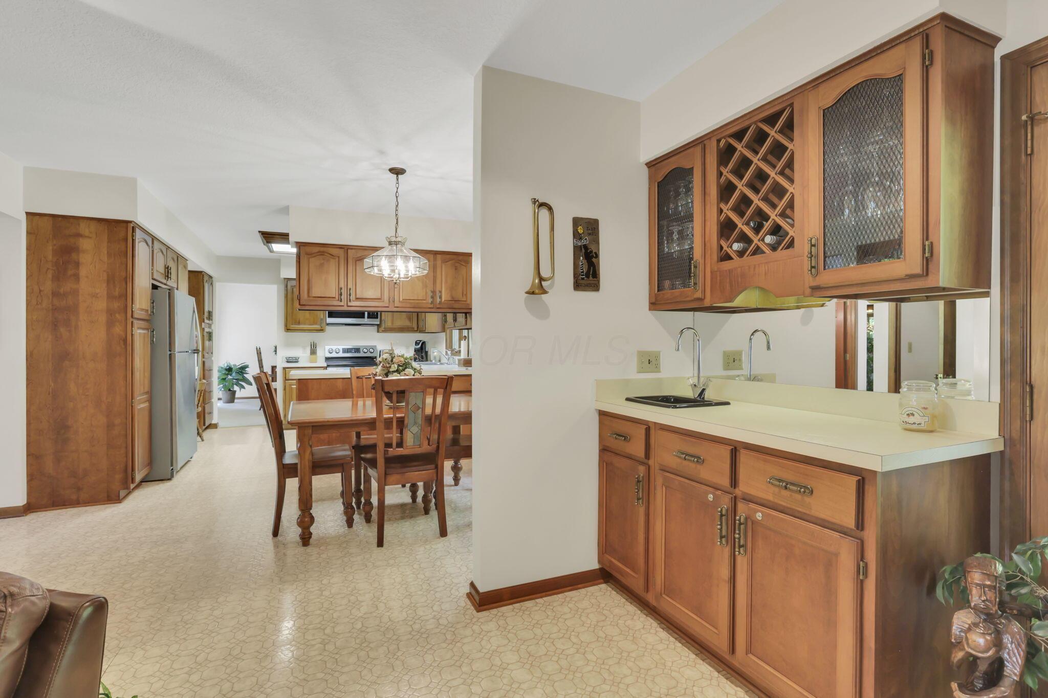 689 Howell Drive Property Photo 17
