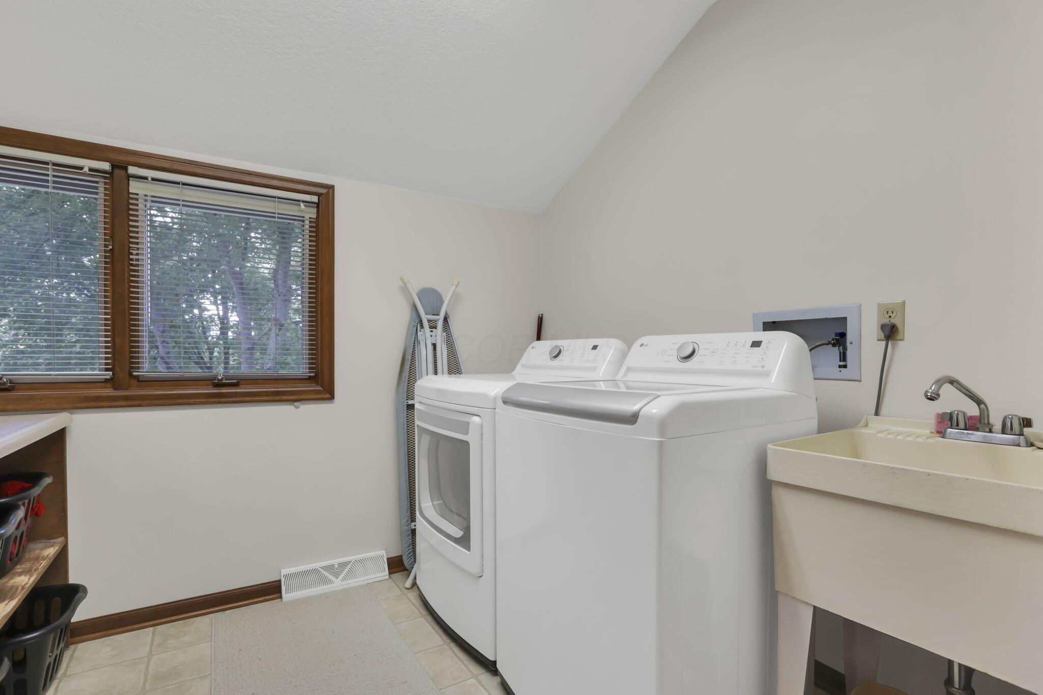 689 Howell Drive Property Photo 26