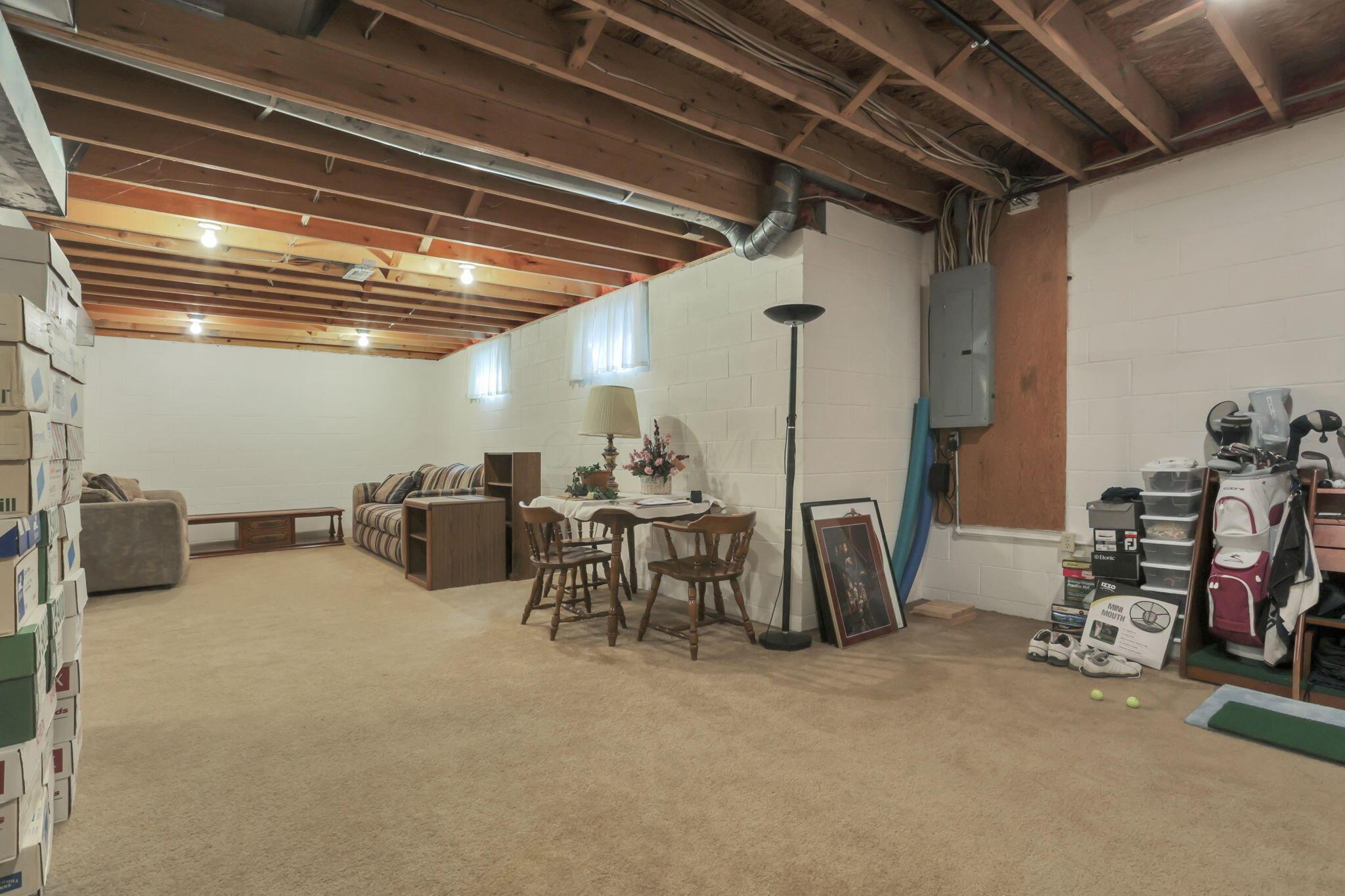 689 Howell Drive Property Photo 39