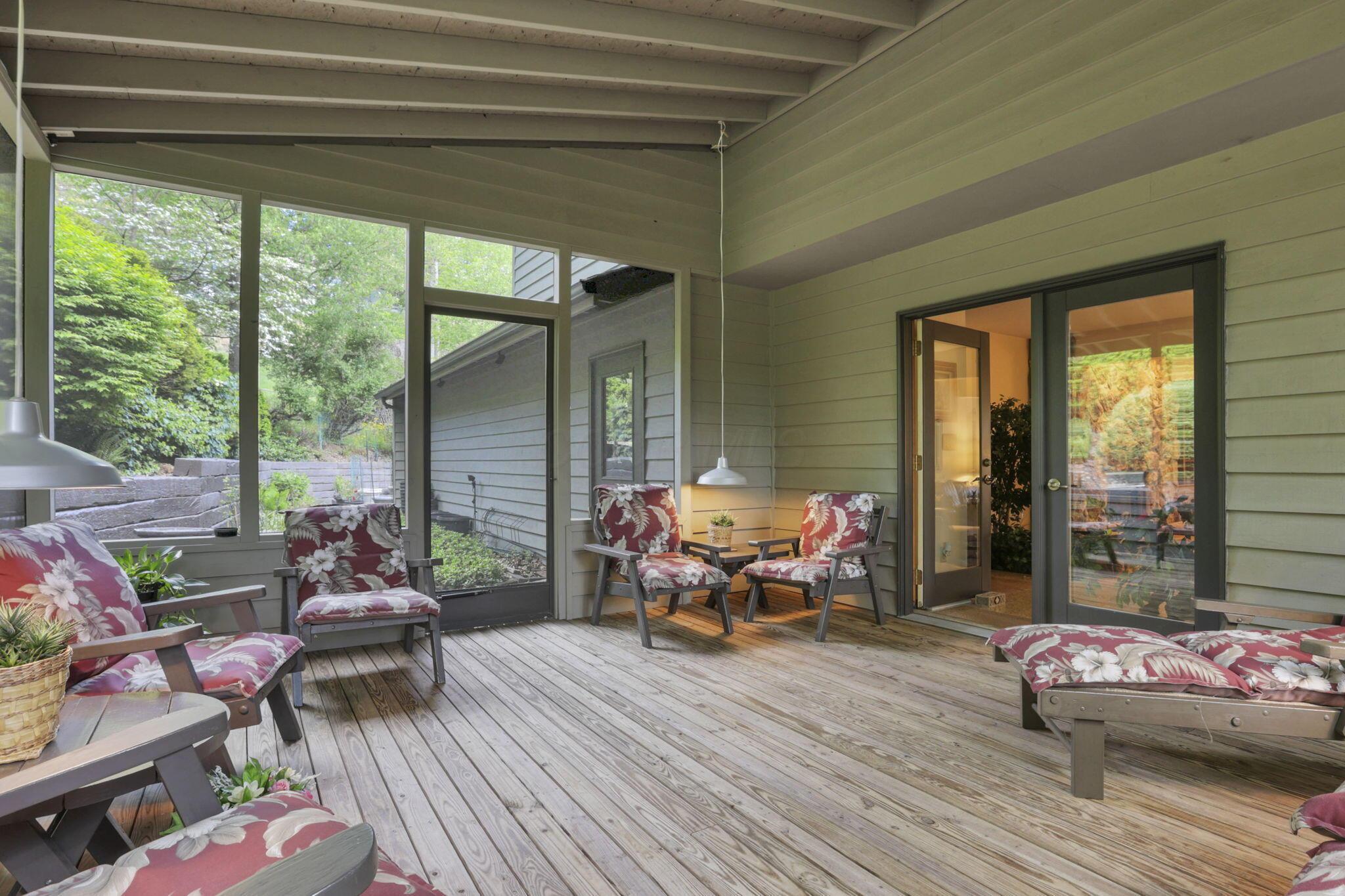 689 Howell Drive Property Photo 44