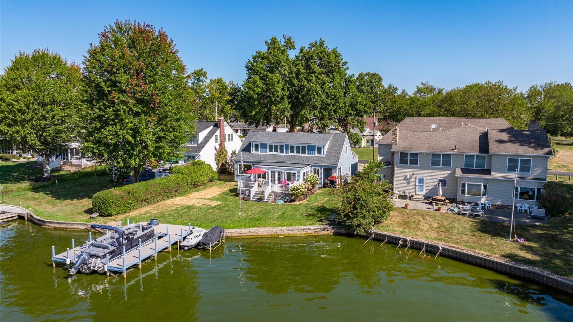 955 Lake Shore Drive E Property Photo 63
