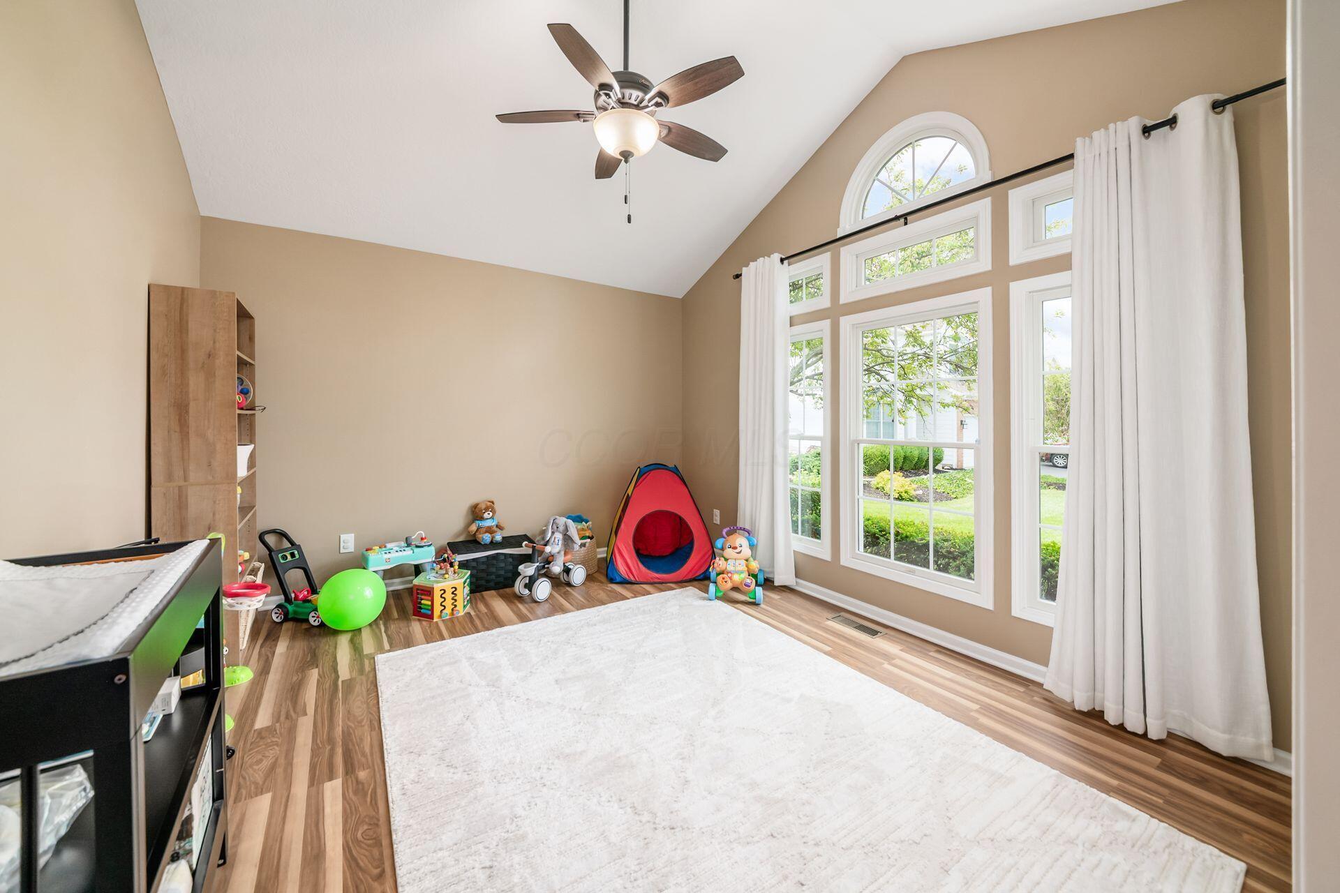 5857 Walterway Drive Property Photo 18